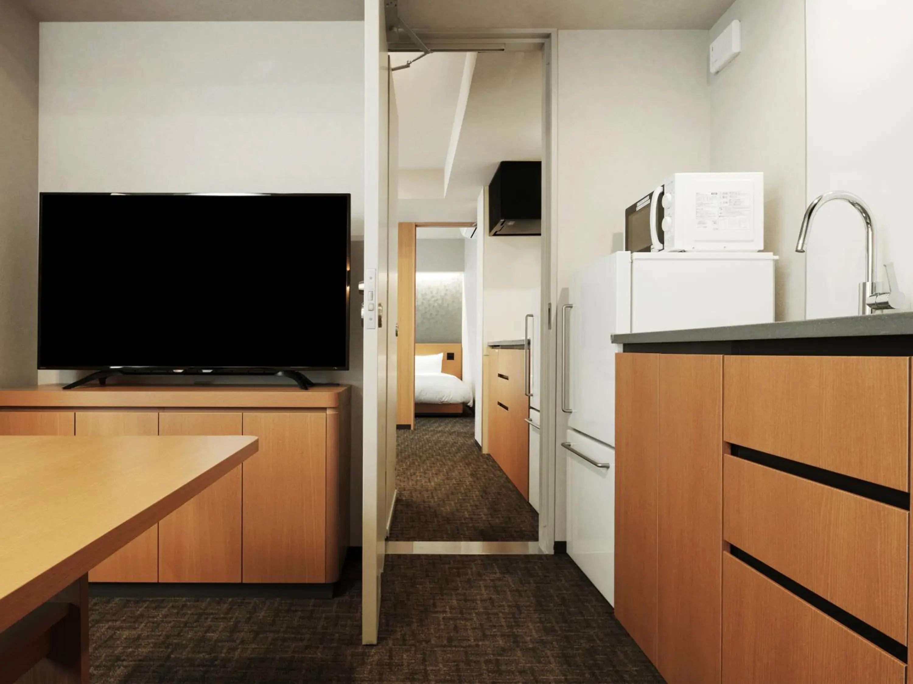 Connecting Two-Bedroom Apartment(8 Single-Beds) in MIMARU Tokyo Station East Connecting Two-Bedroom Apartment(8 Single-Beds) in MIMARU Tokyo Station East