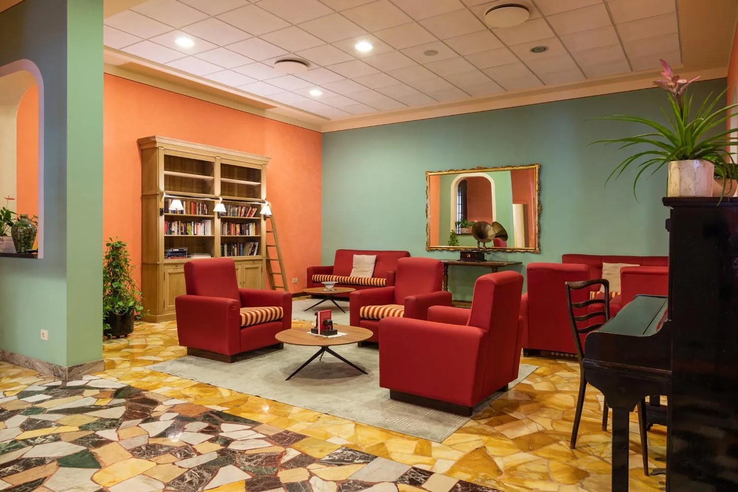 Entertainment in Hotel Columbia Terme