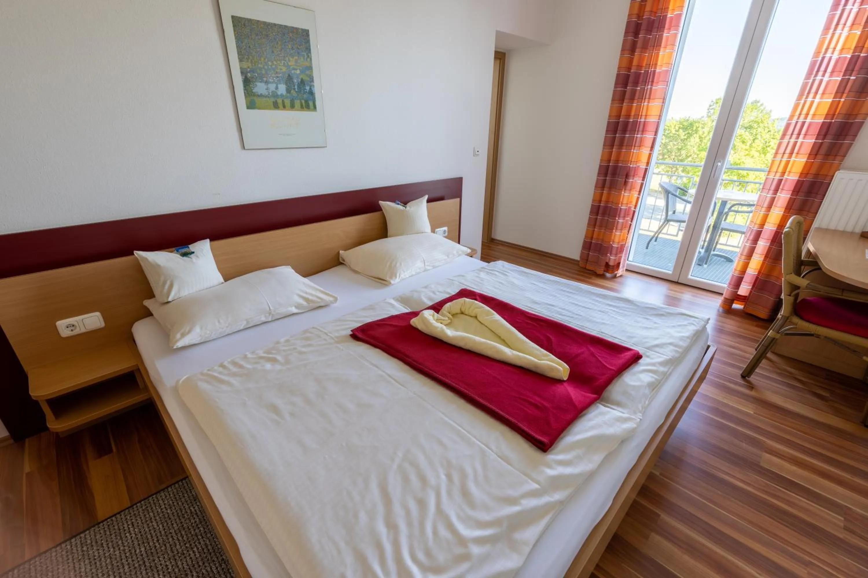 Bed in Gästehaus Kleeberger