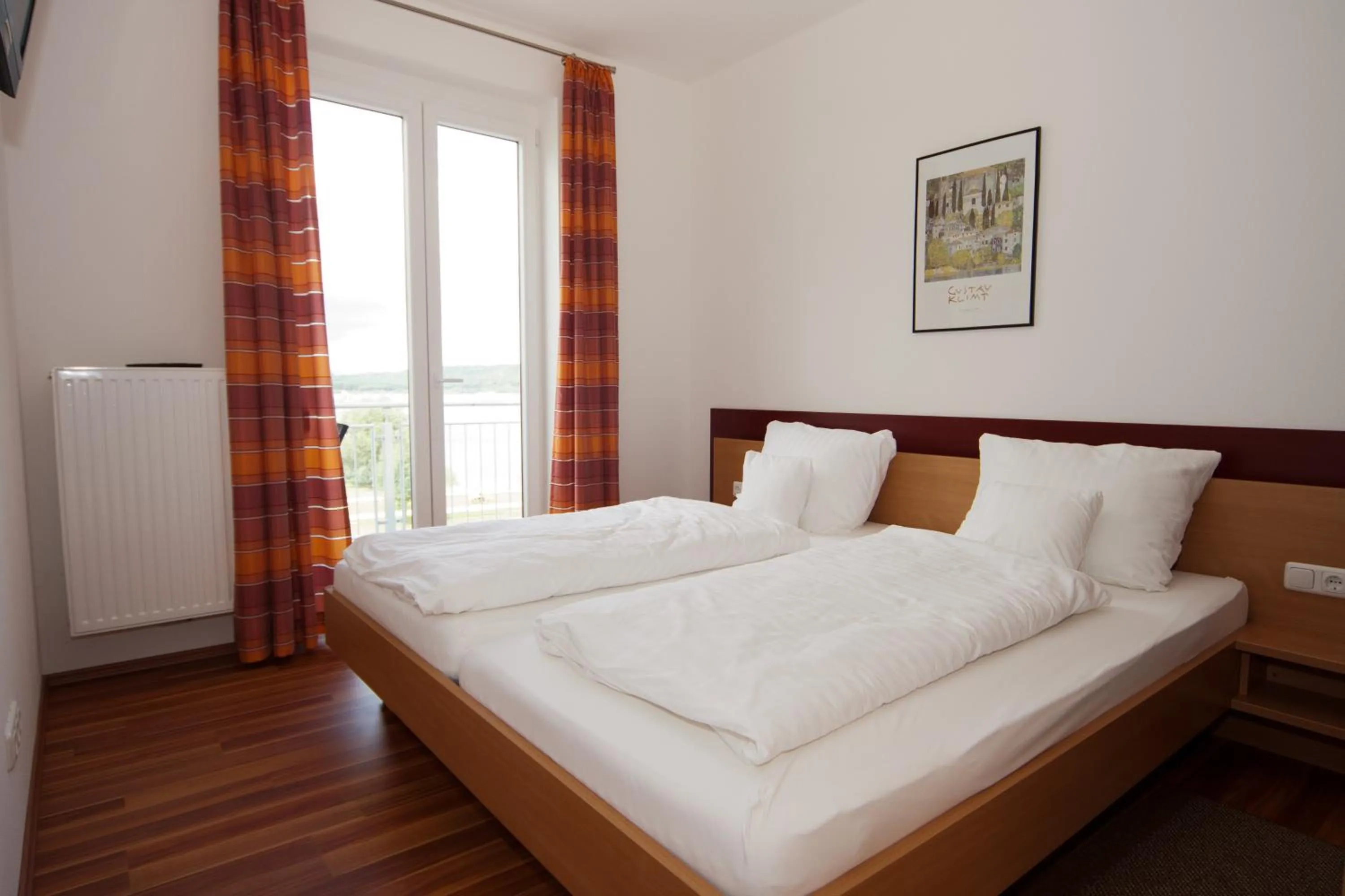 Bed in Gästehaus Kleeberger