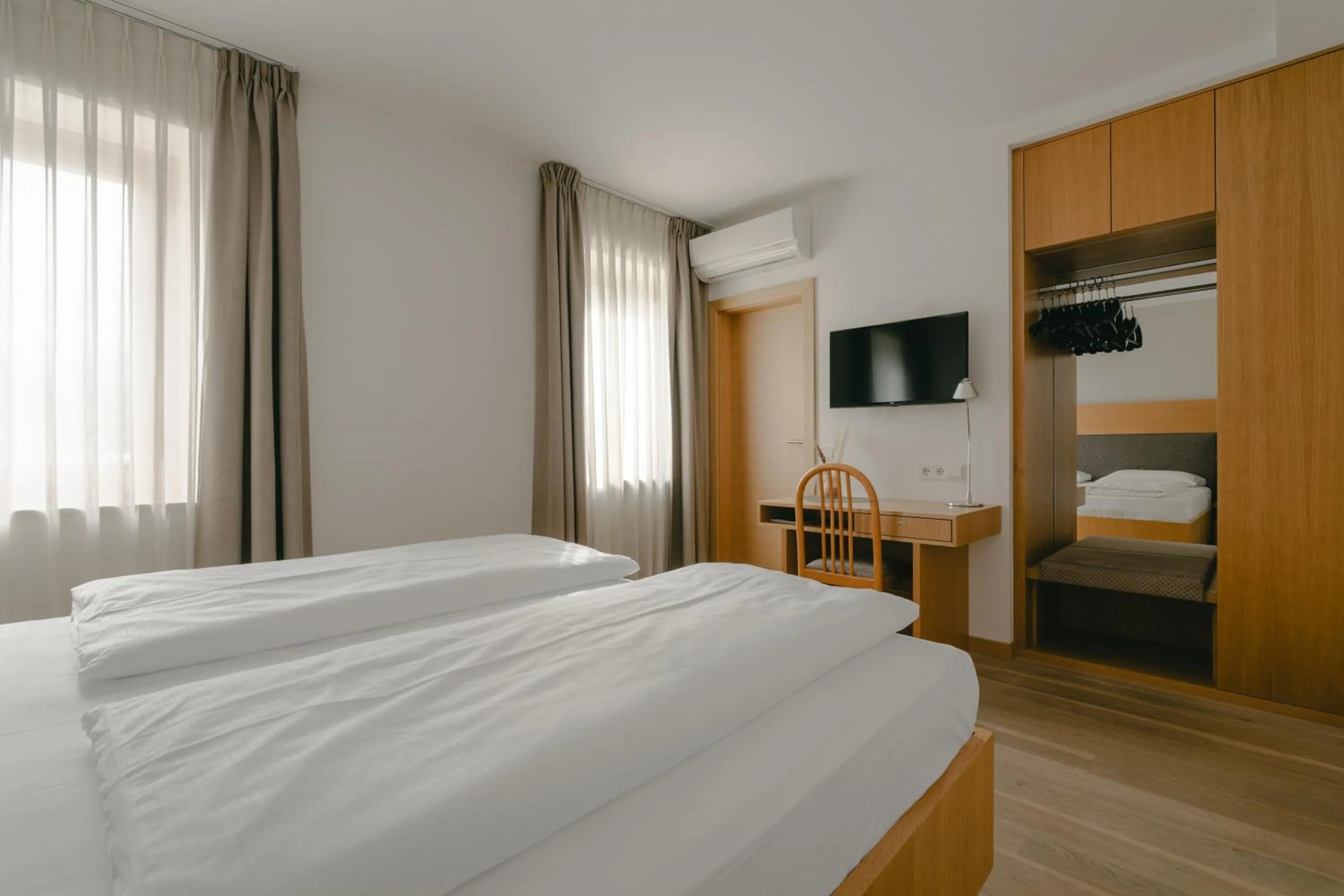 Bed in Hotel Post Gries