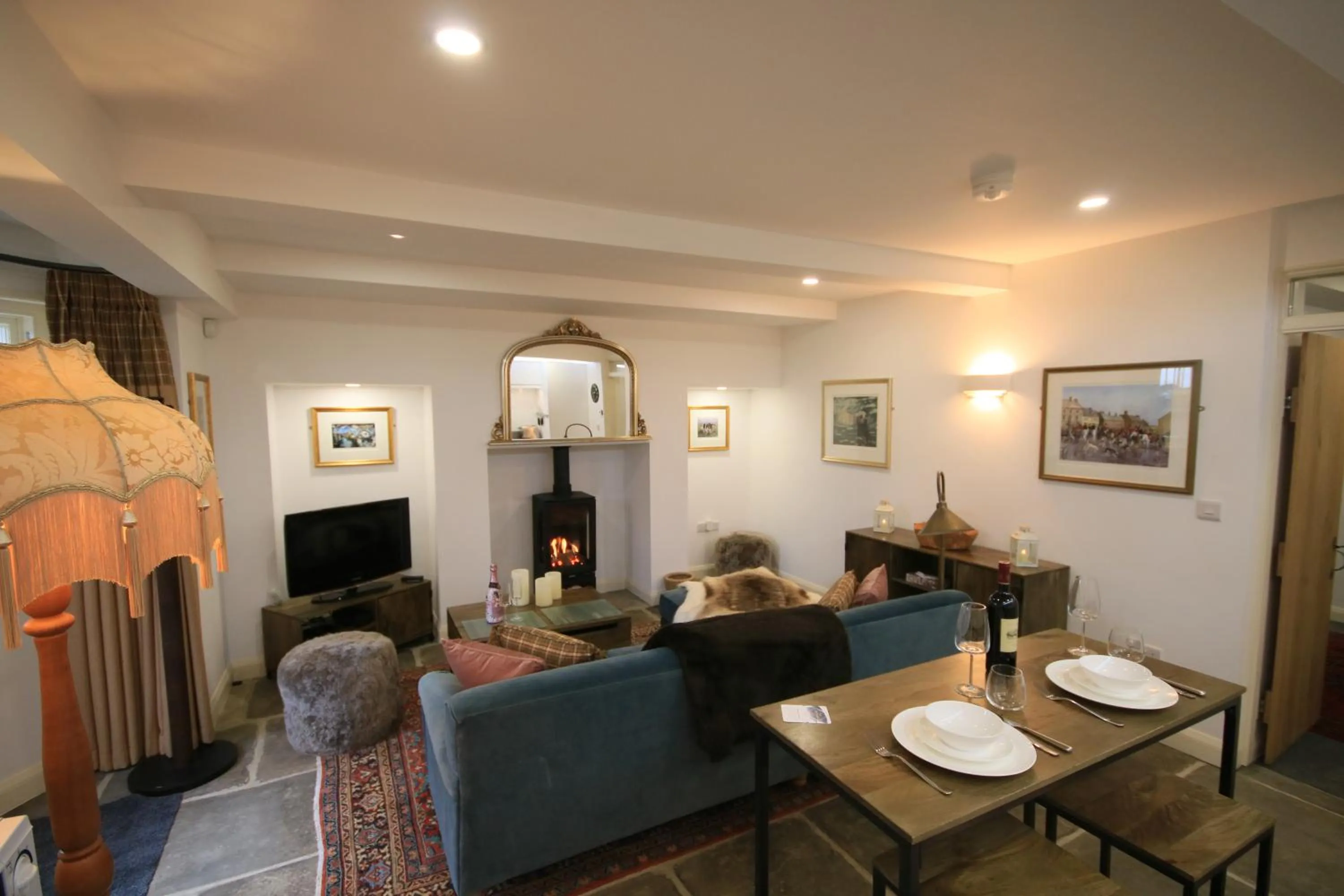 The Old Scullery, Cosy Stylish Apartment for two on Harrogate's Iconic Stray