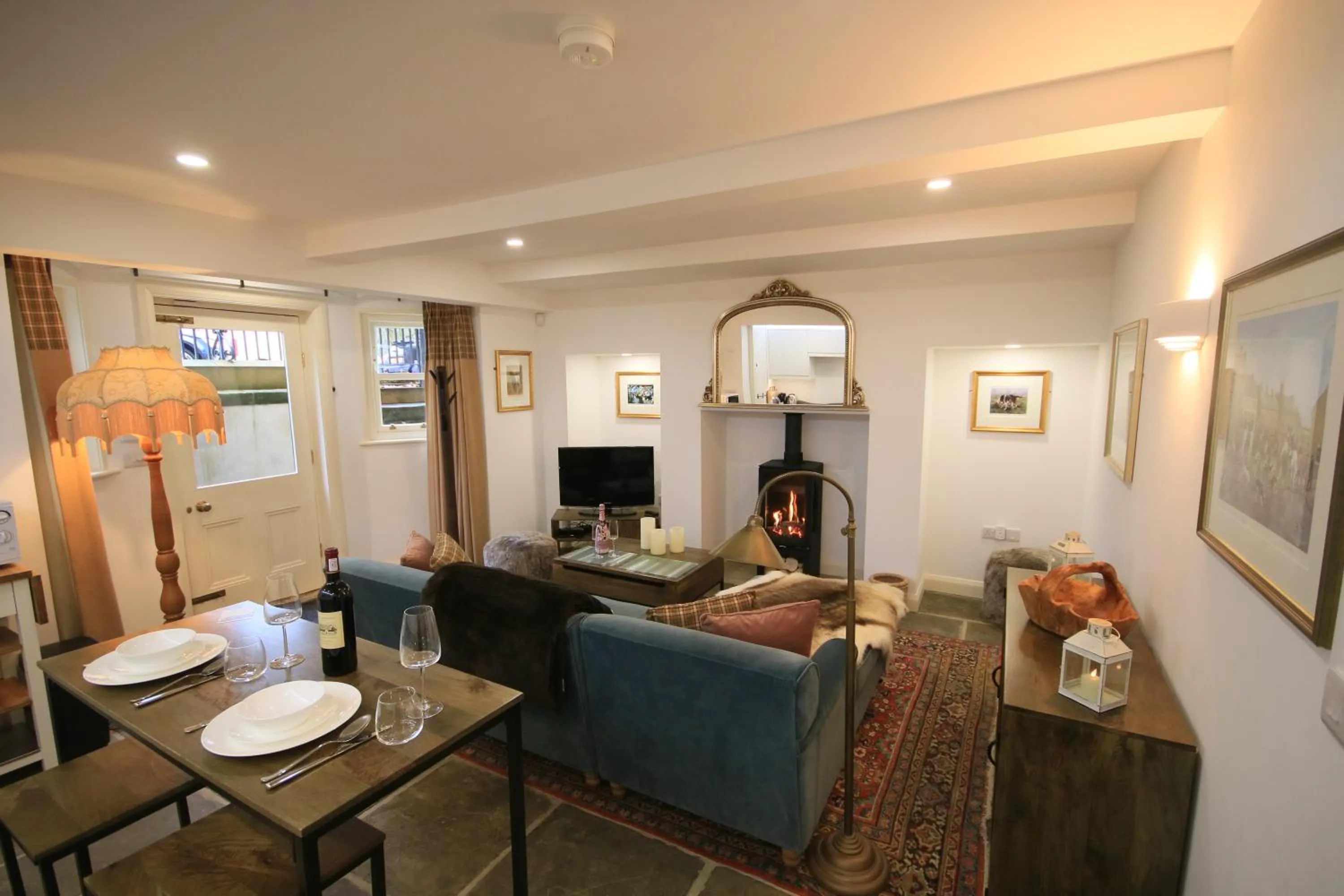 The Old Scullery, Cosy Stylish Apartment for two on Harrogate's Iconic Stray