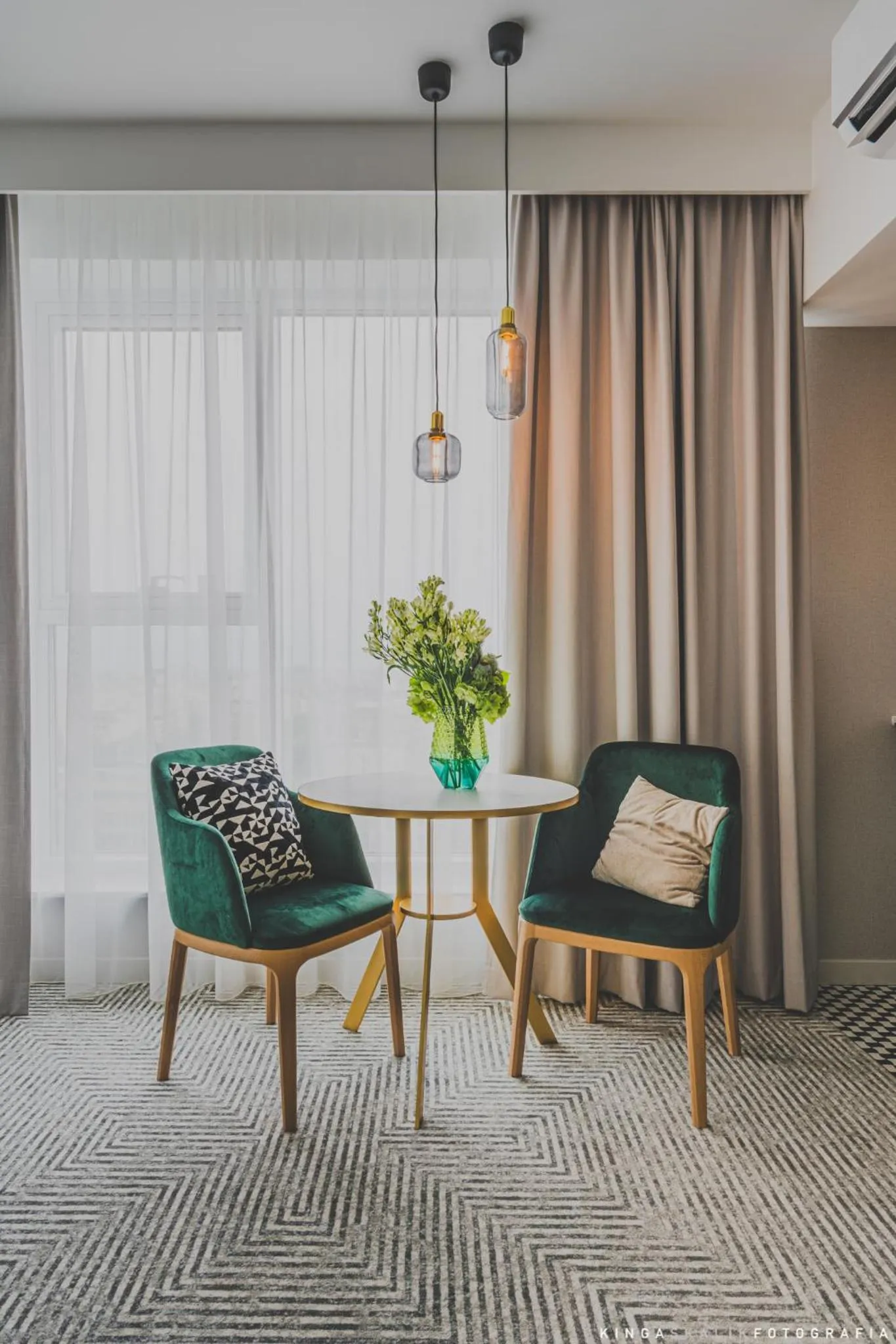 Living room in Royal Tulip Warsaw Centre