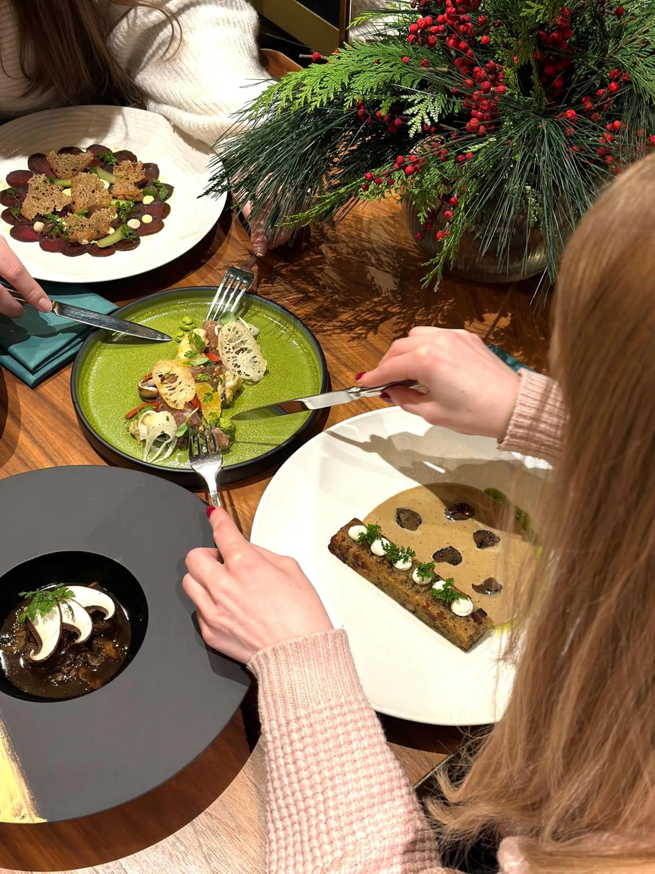 Restaurant/places to eat in Royal Tulip Warsaw Centre