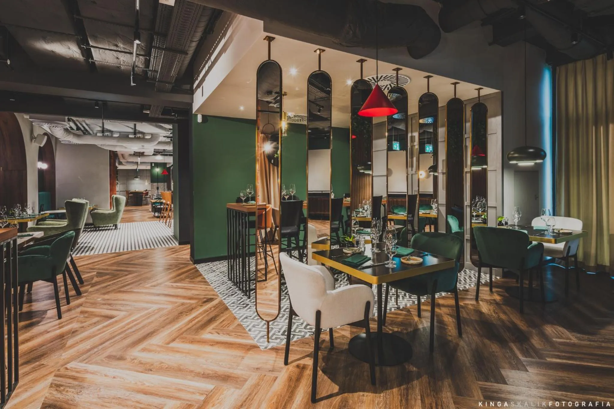 Restaurant/places to eat in Royal Tulip Warsaw Centre