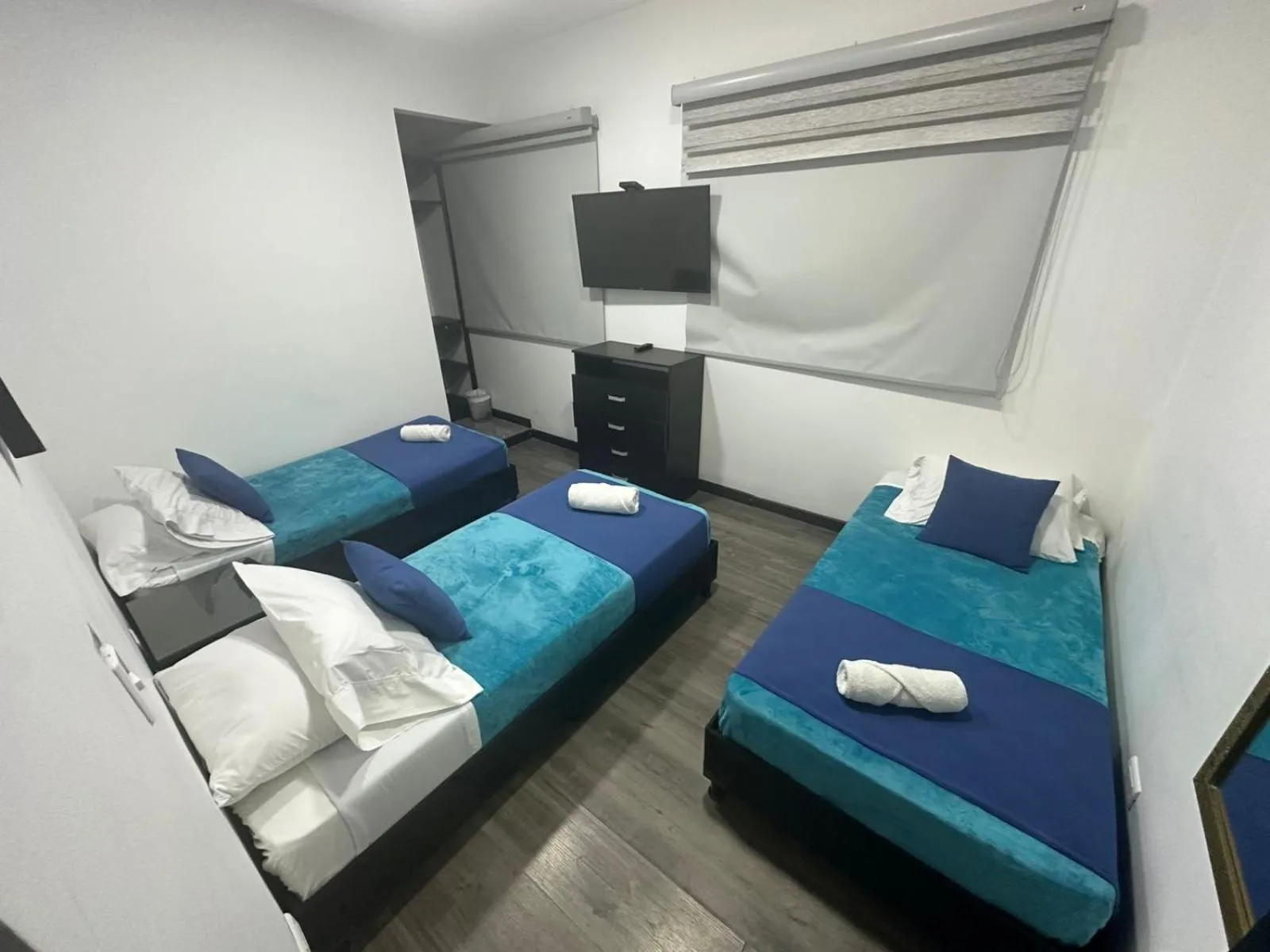 Comfort Triple Room with Shower in El Solar Casa Hotel