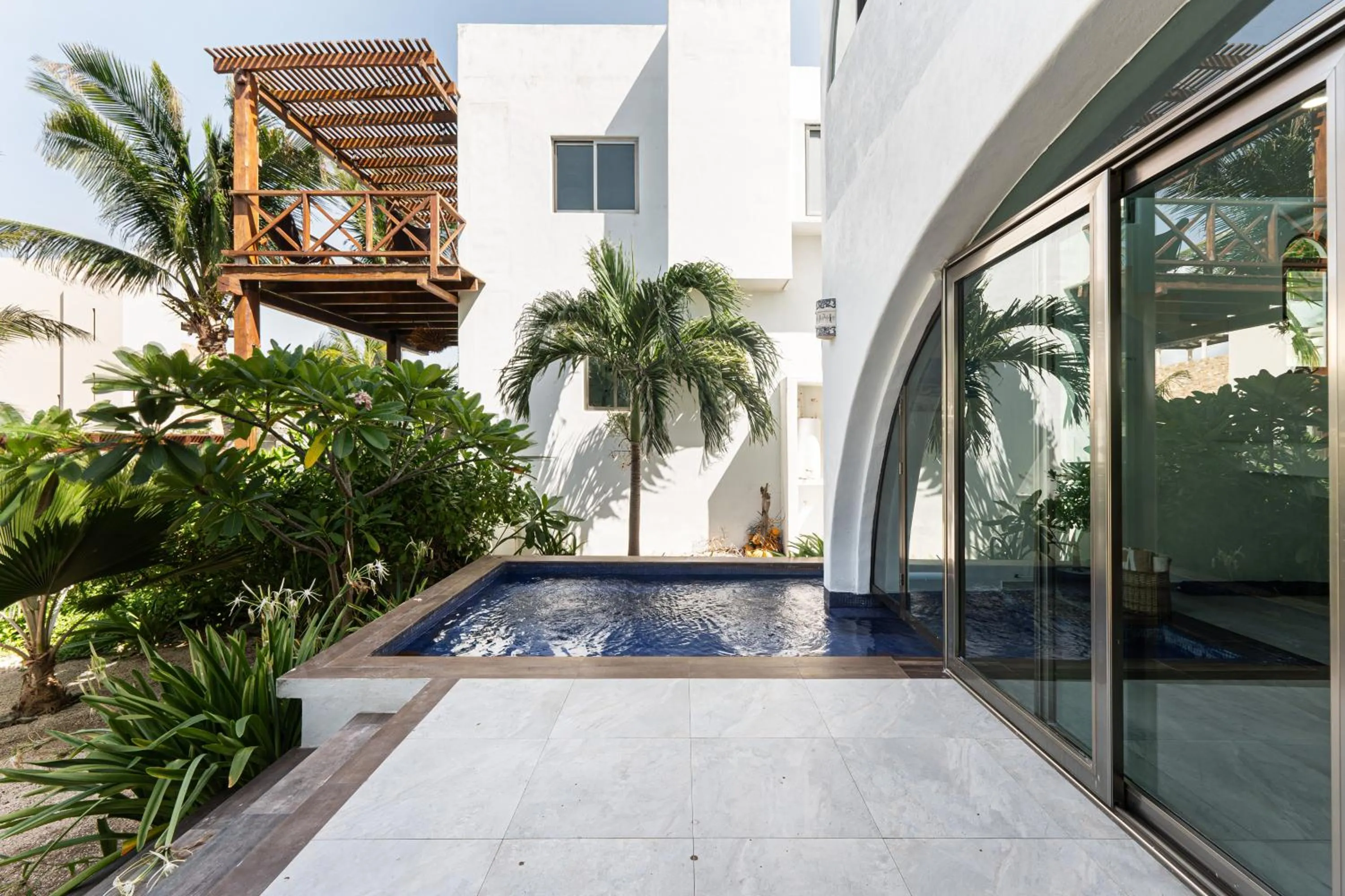 Day in Villas Amanecer by Andiani Travel