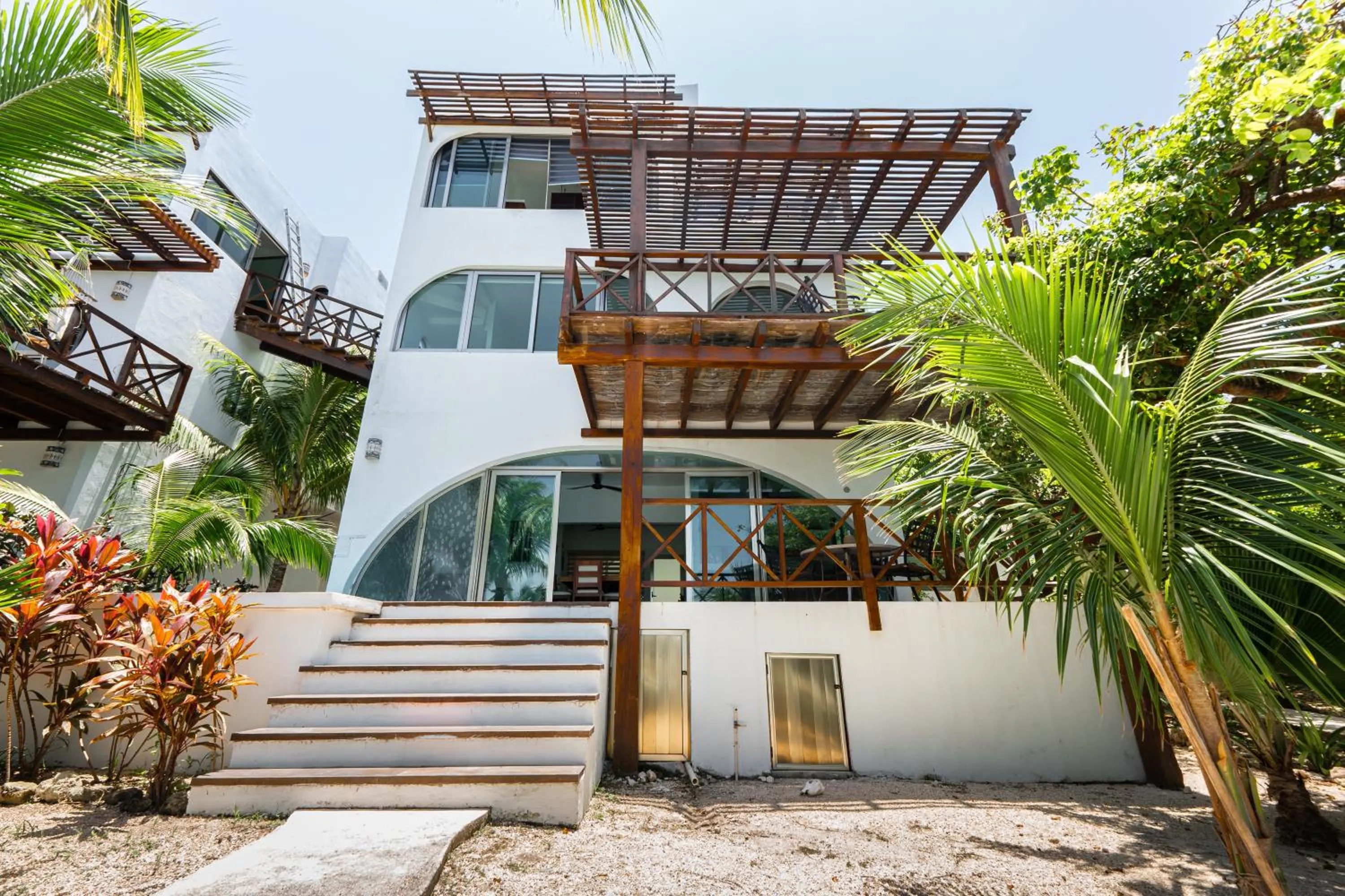 Off site in Villas Amanecer by Andiani Travel