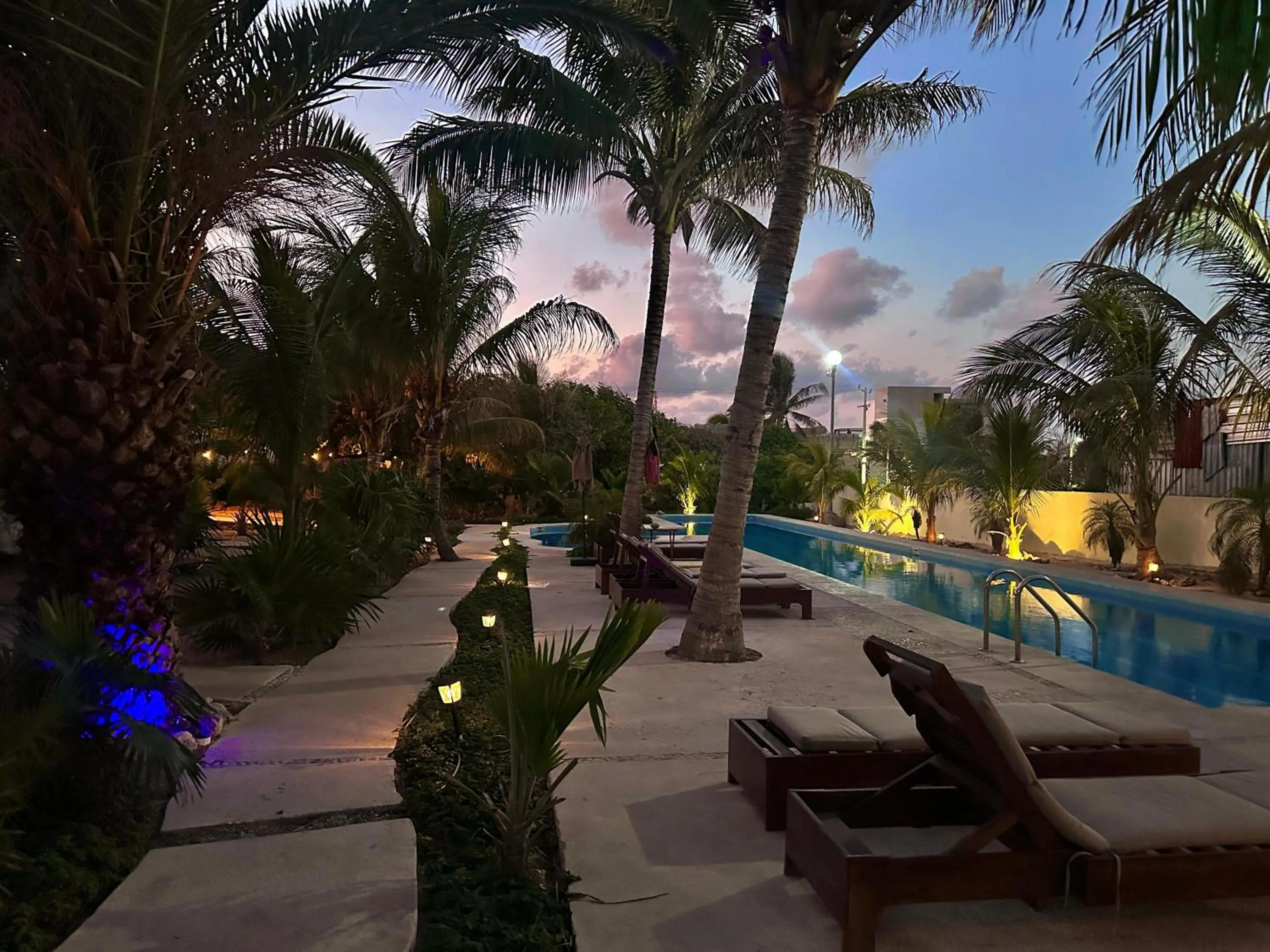 Garden in Villas Amanecer by Andiani Travel