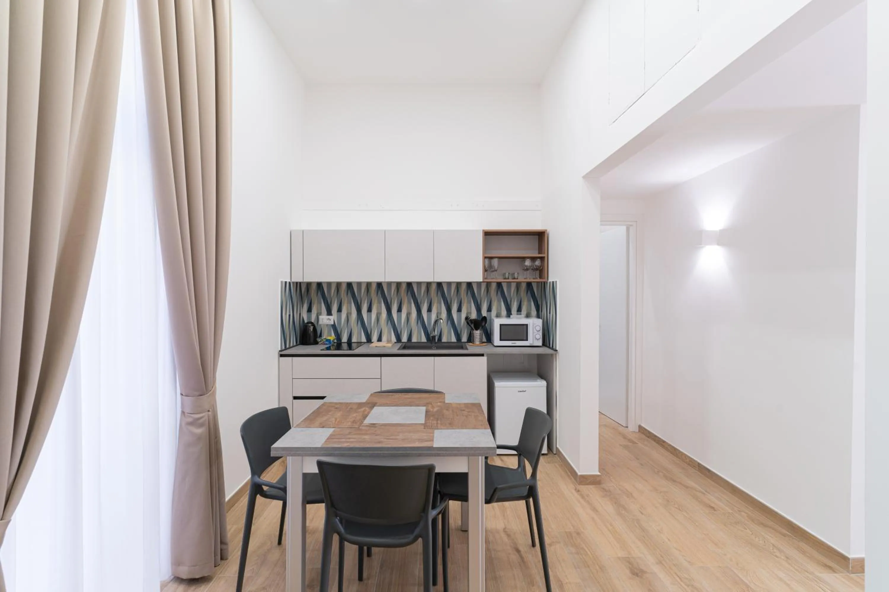 Kitchen or kitchenette in Toto e Peppino Luxury Rooms