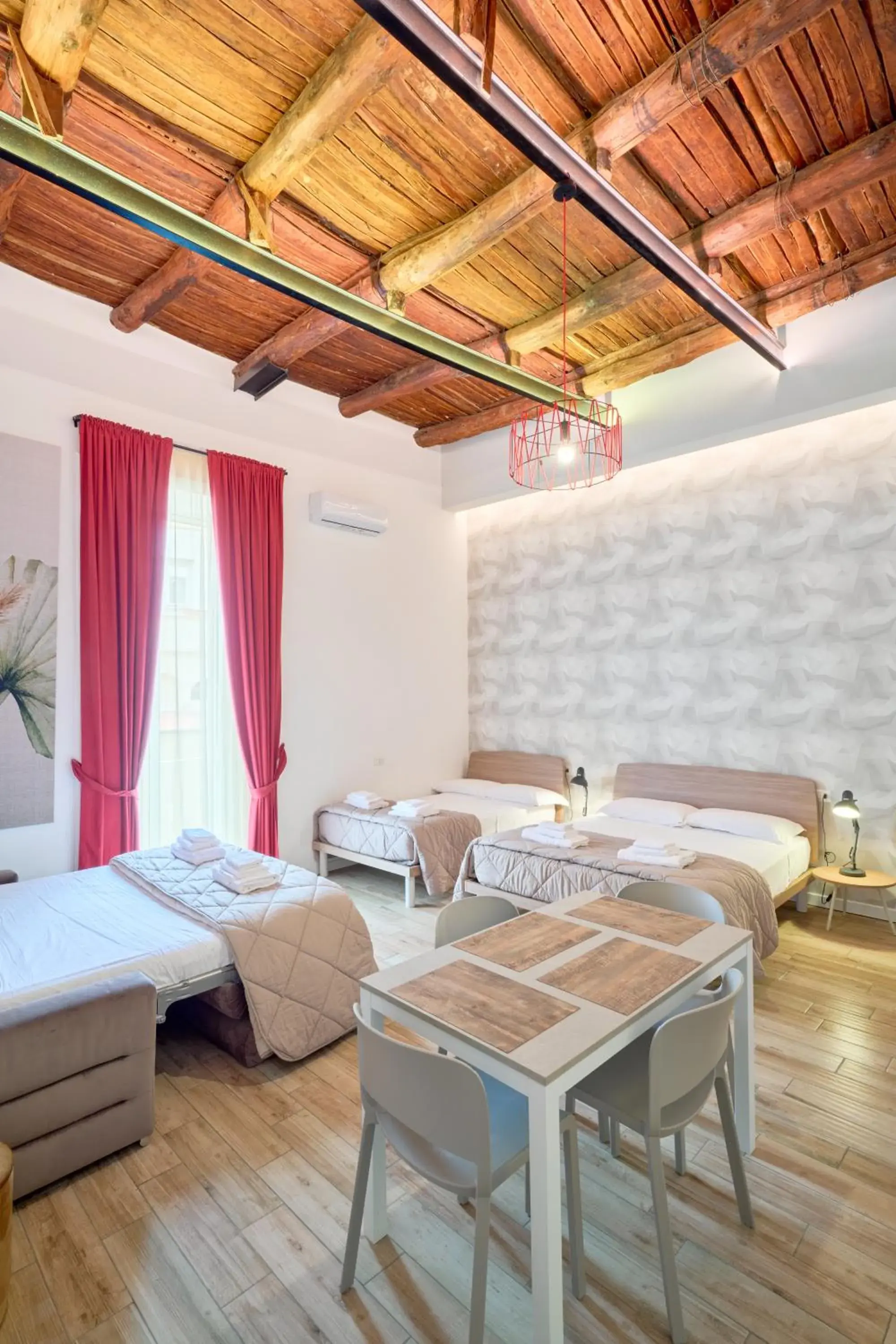 Family Room with Balcony in Toto e Peppino Luxury Rooms Family Room with Balcony in Toto e Peppino Luxury Rooms