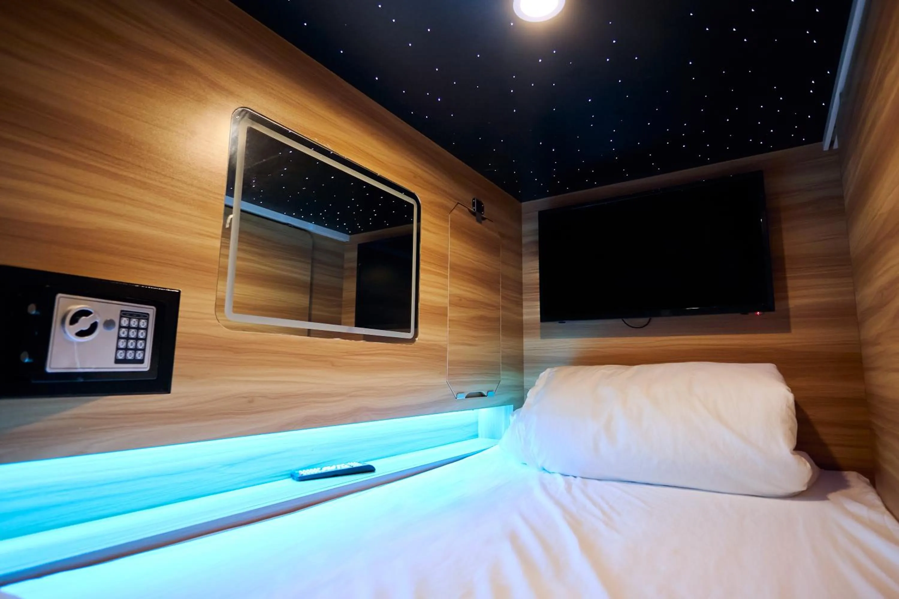 Bed in Pod Hotel