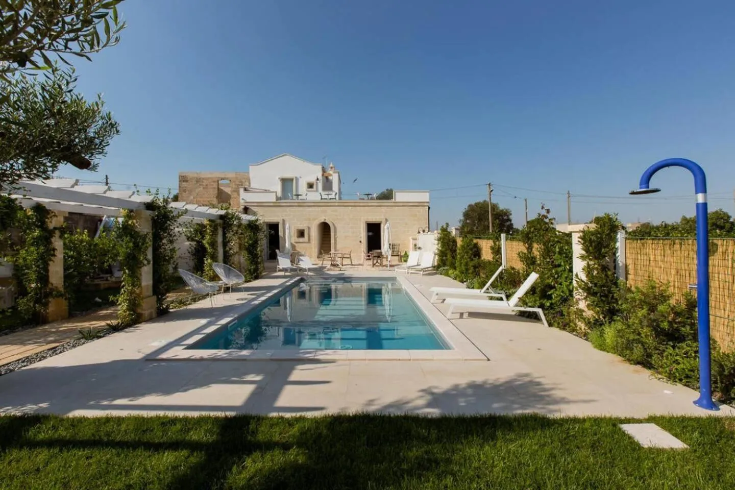 Swimming pool in Masseria Ella