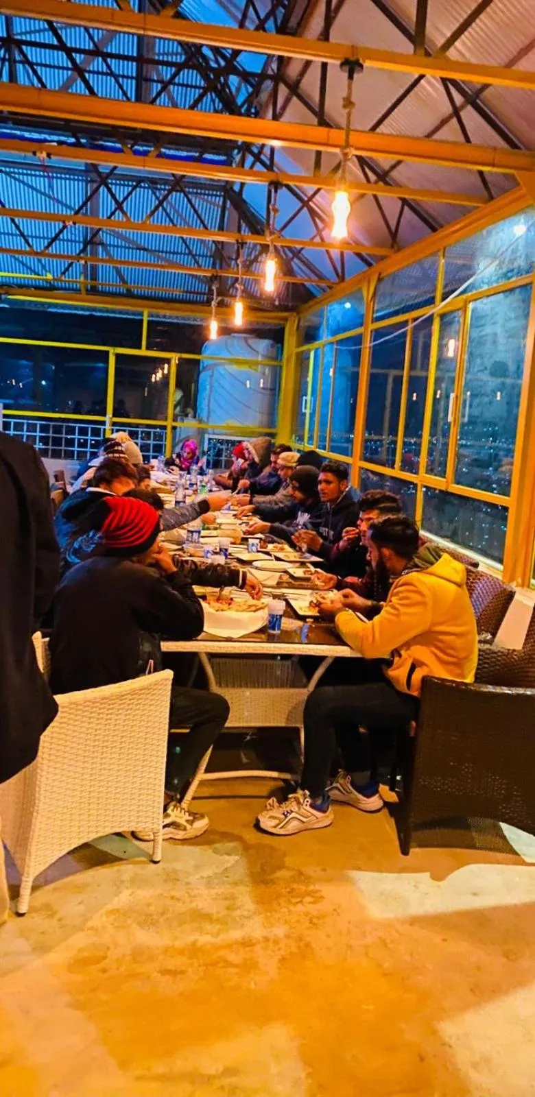 Restaurant/places to eat in Shagufta Hotel Murree