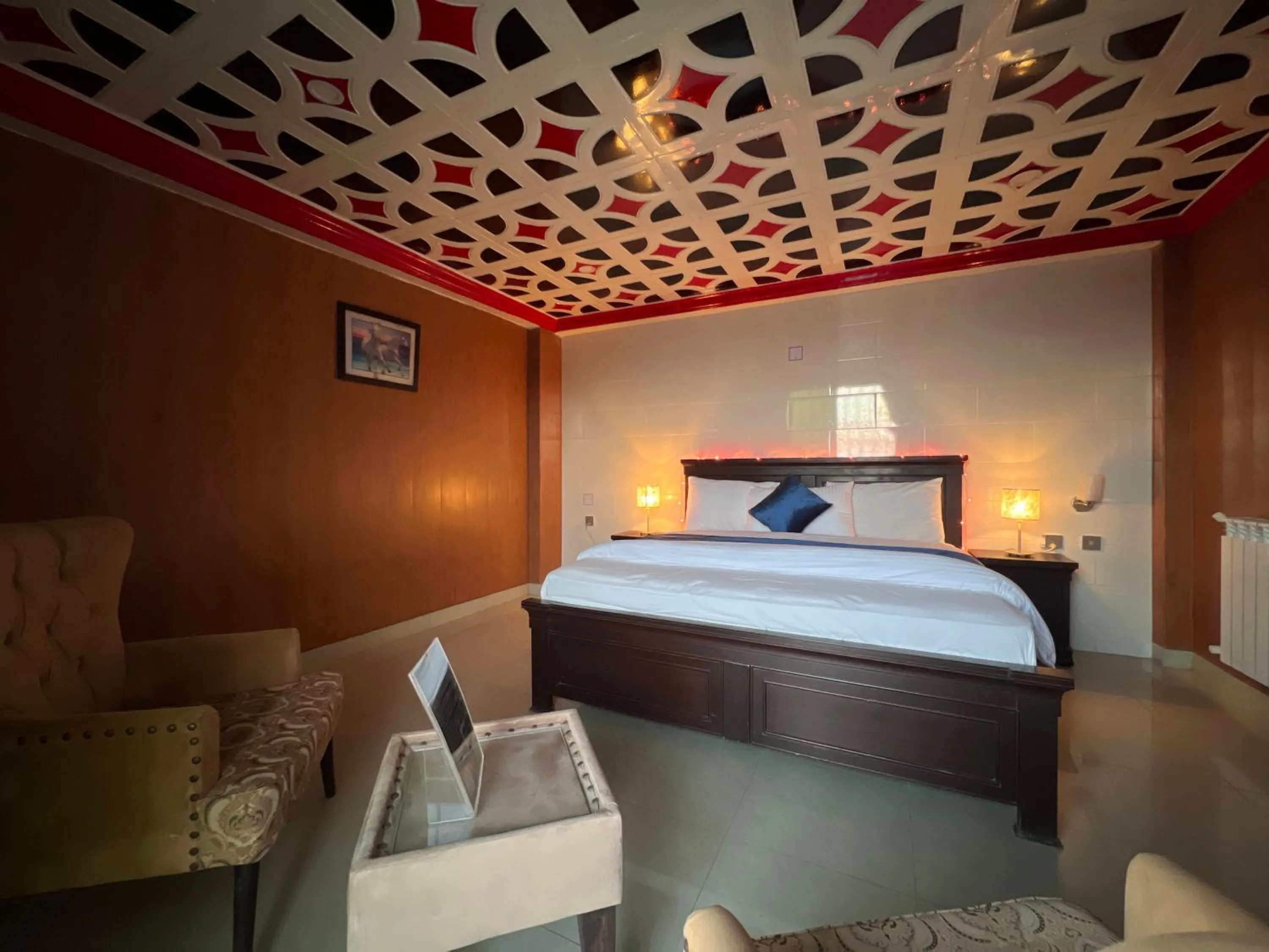 Bed in Shagufta Hotel Murree