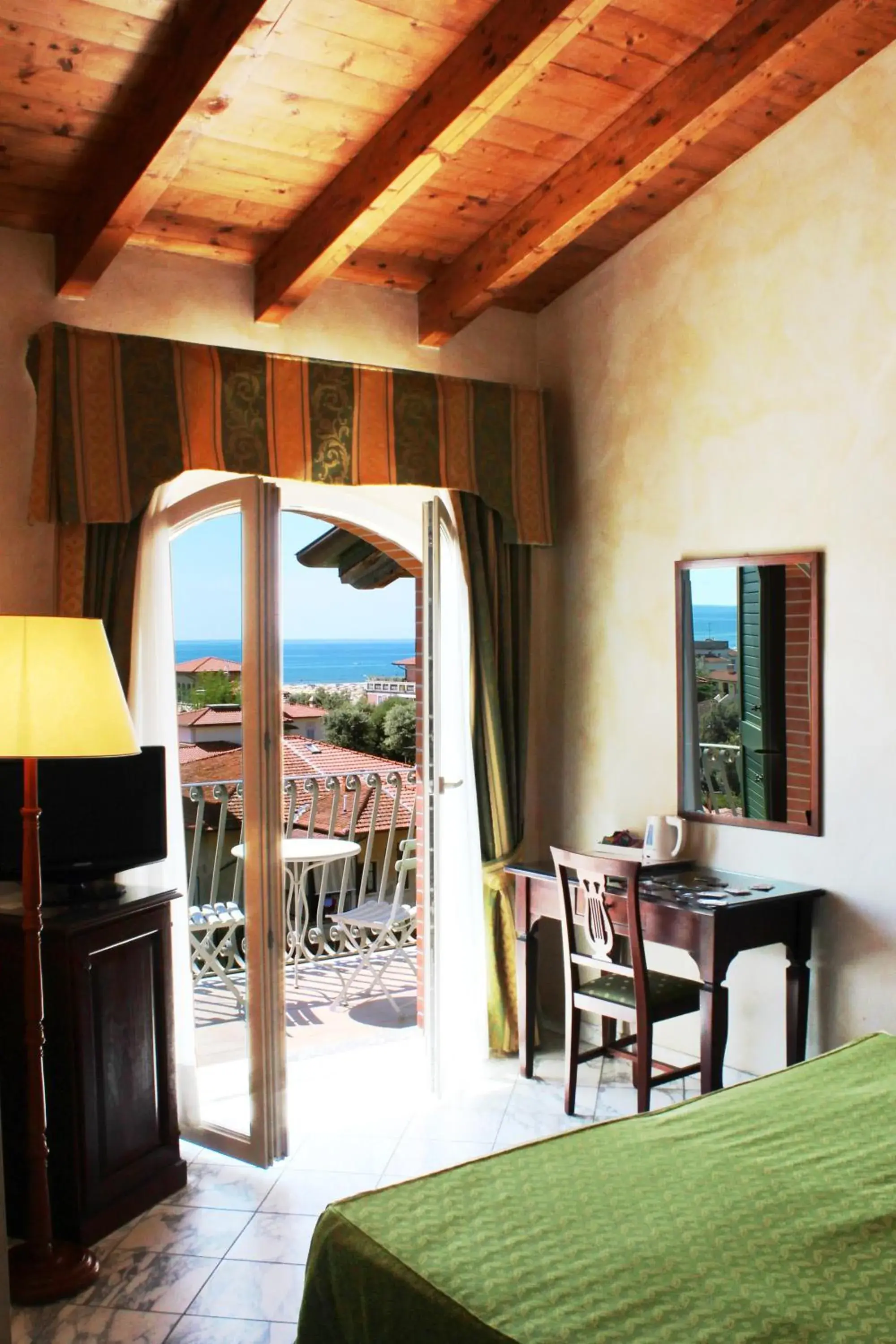 Superior Double Room in Hotel La Pigna Superior Double Room in Hotel La Pigna