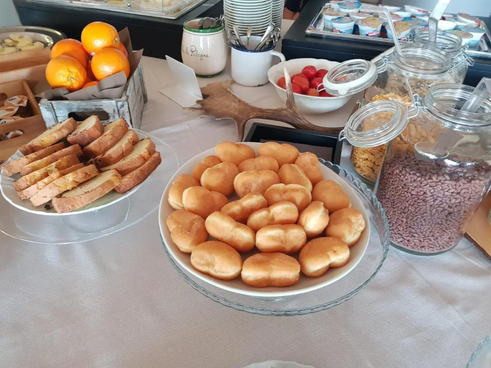 Buffet breakfast in Palagina la dimora