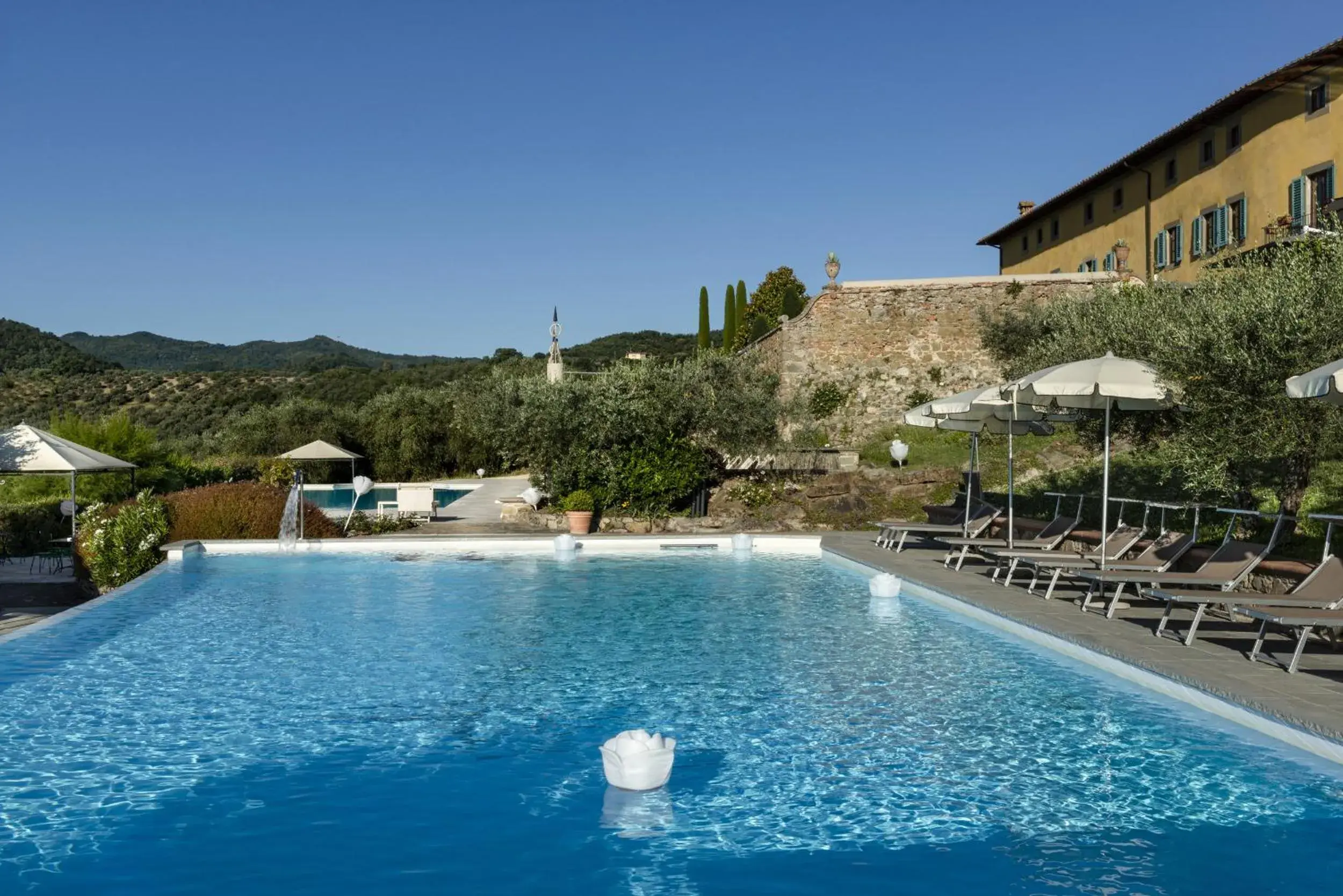 Swimming pool in Palagina la dimora Swimming pool in Palagina la dimora