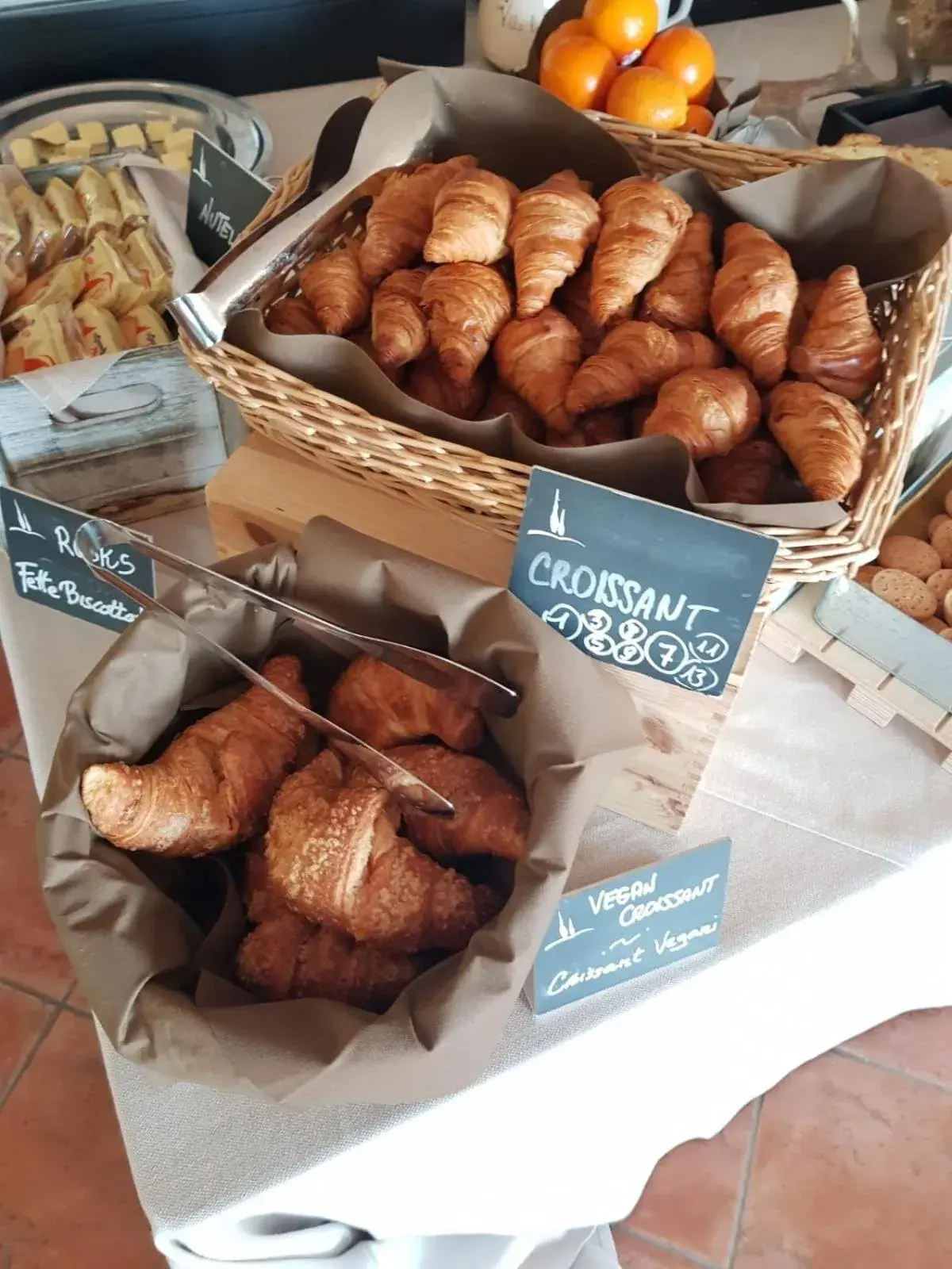 Buffet breakfast in Palagina la dimora Buffet breakfast in Palagina la dimora