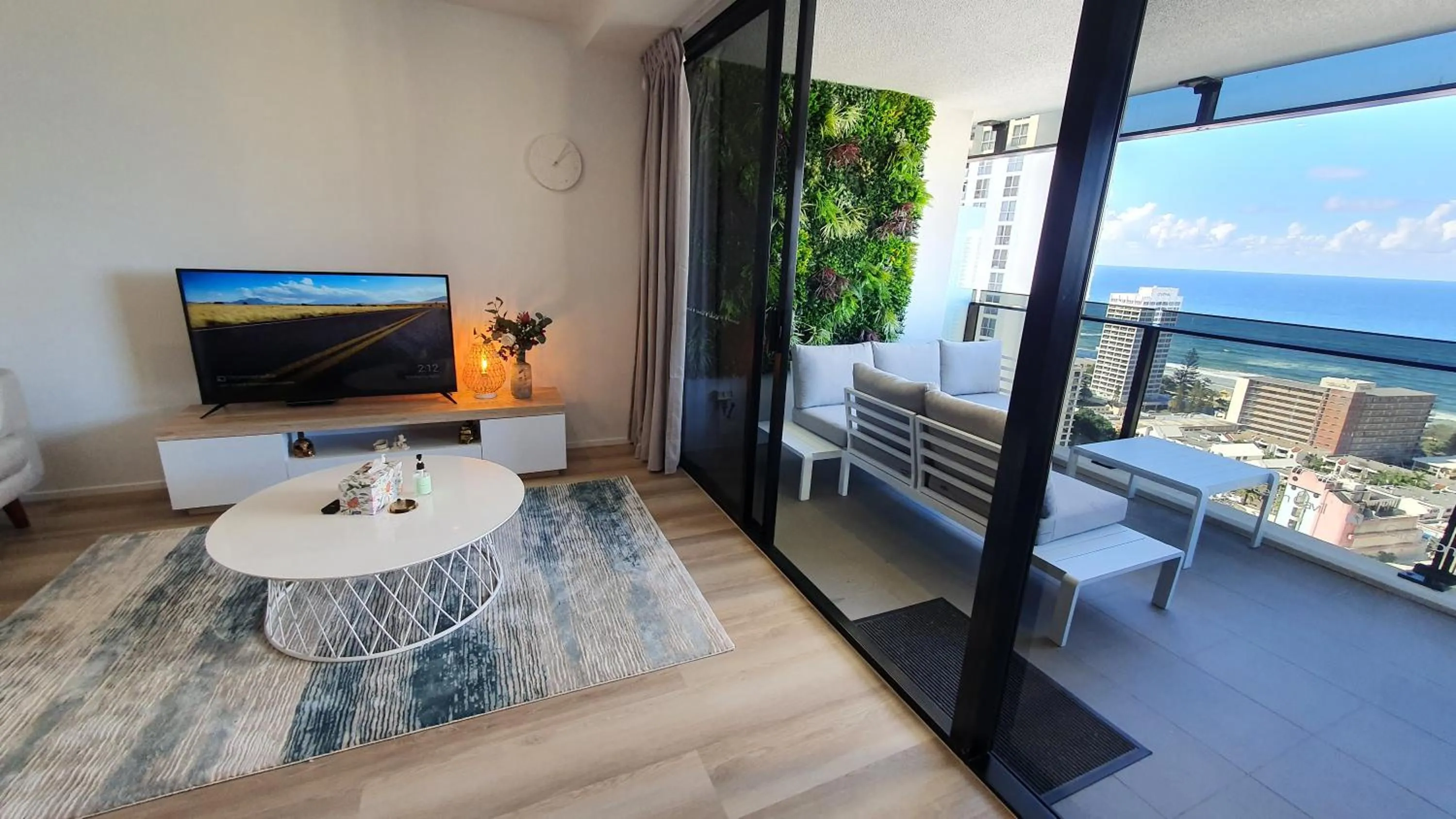 OceanView Oasis 2BR Apt - 5Mins to Beach - Family Resort