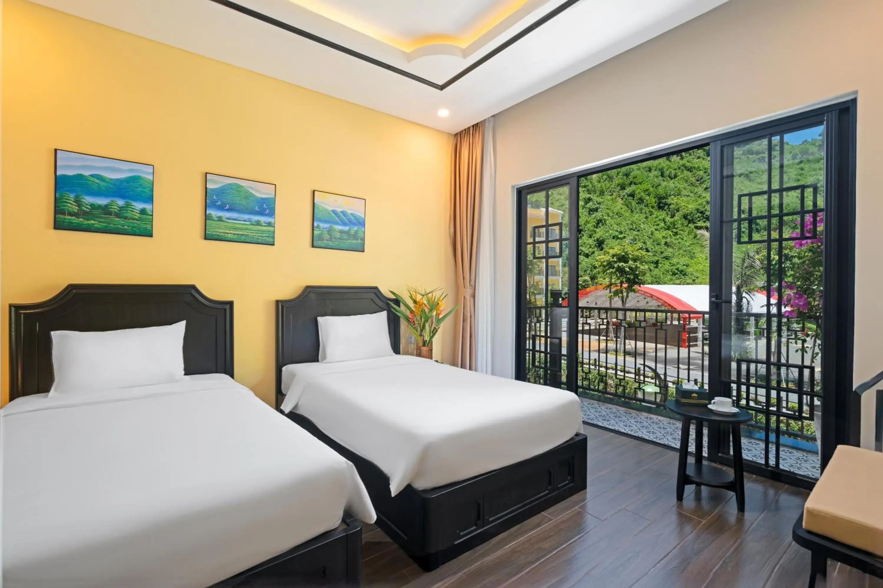 Superior Twin Room in Fivitel Cổng Trời Đông Giang - Fivitel Đông Giang Heaven's Gate Superior Twin Room in Fivitel Cổng Trời Đông Giang - Fivitel Đông Giang Heaven's Gate