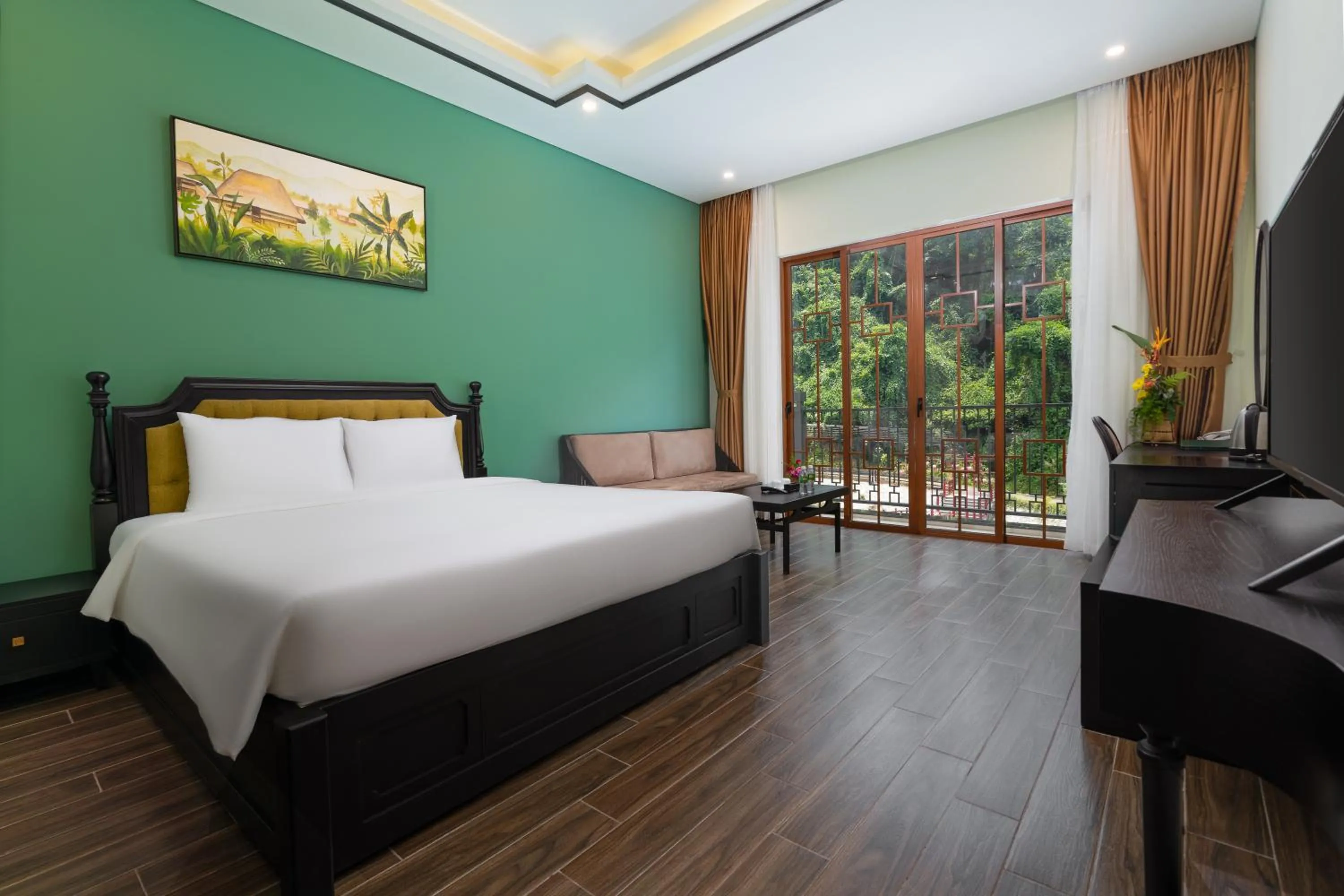 Bedroom, Bed in Fivitel Cổng Trời Đông Giang - Fivitel Đông Giang Heaven's Gate