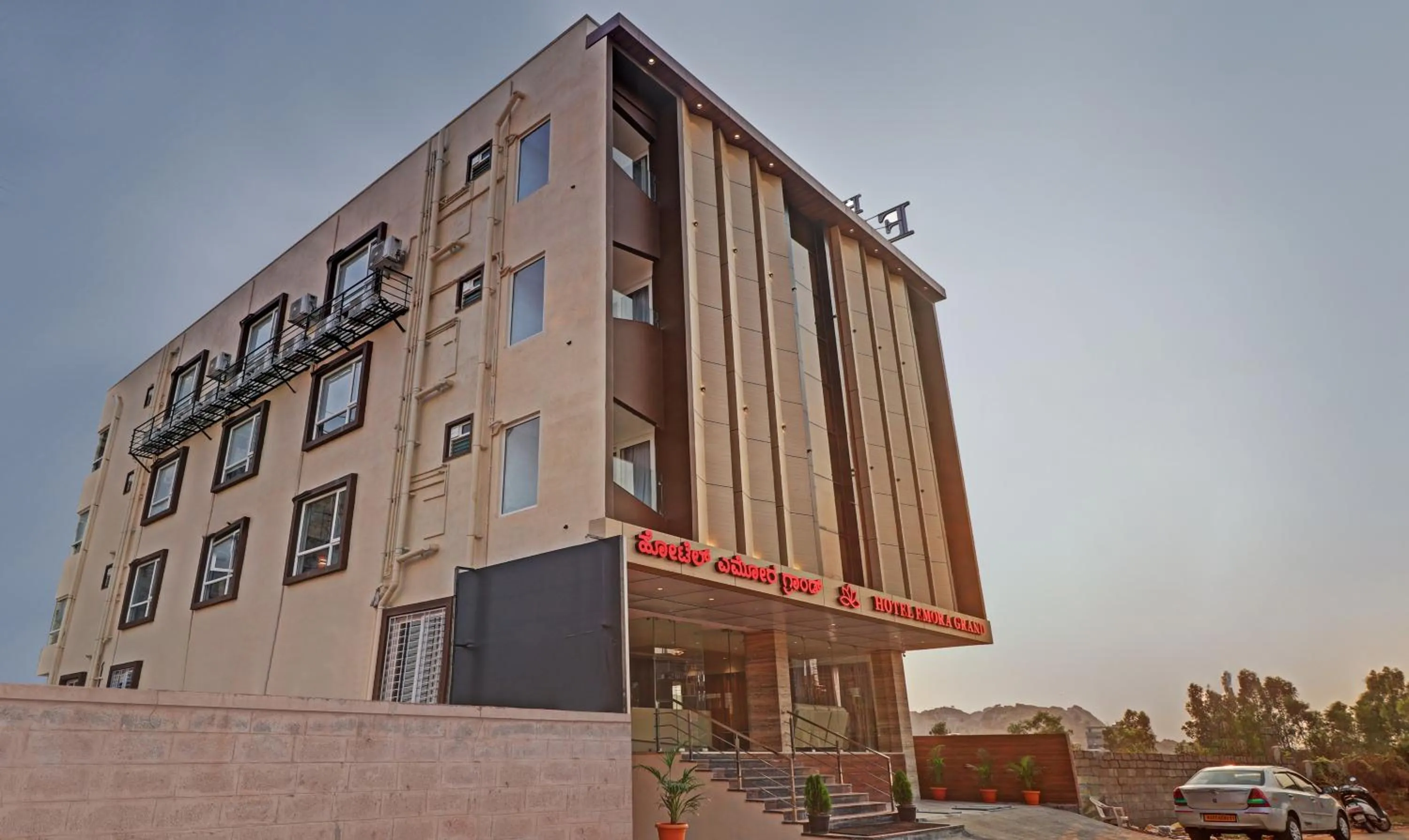 Property building in Treebo Emora Grand