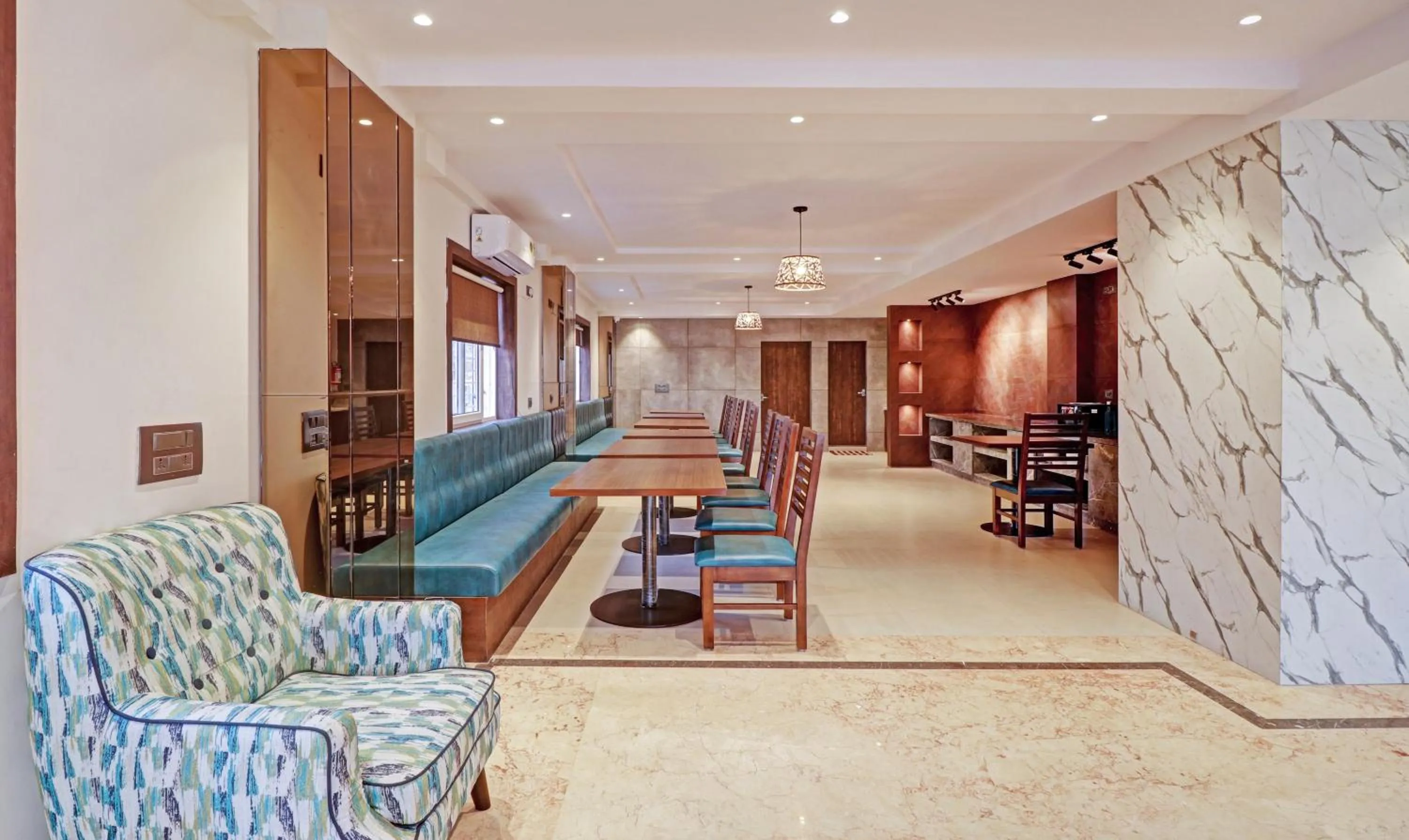 Breakfast in Treebo Emora Grand