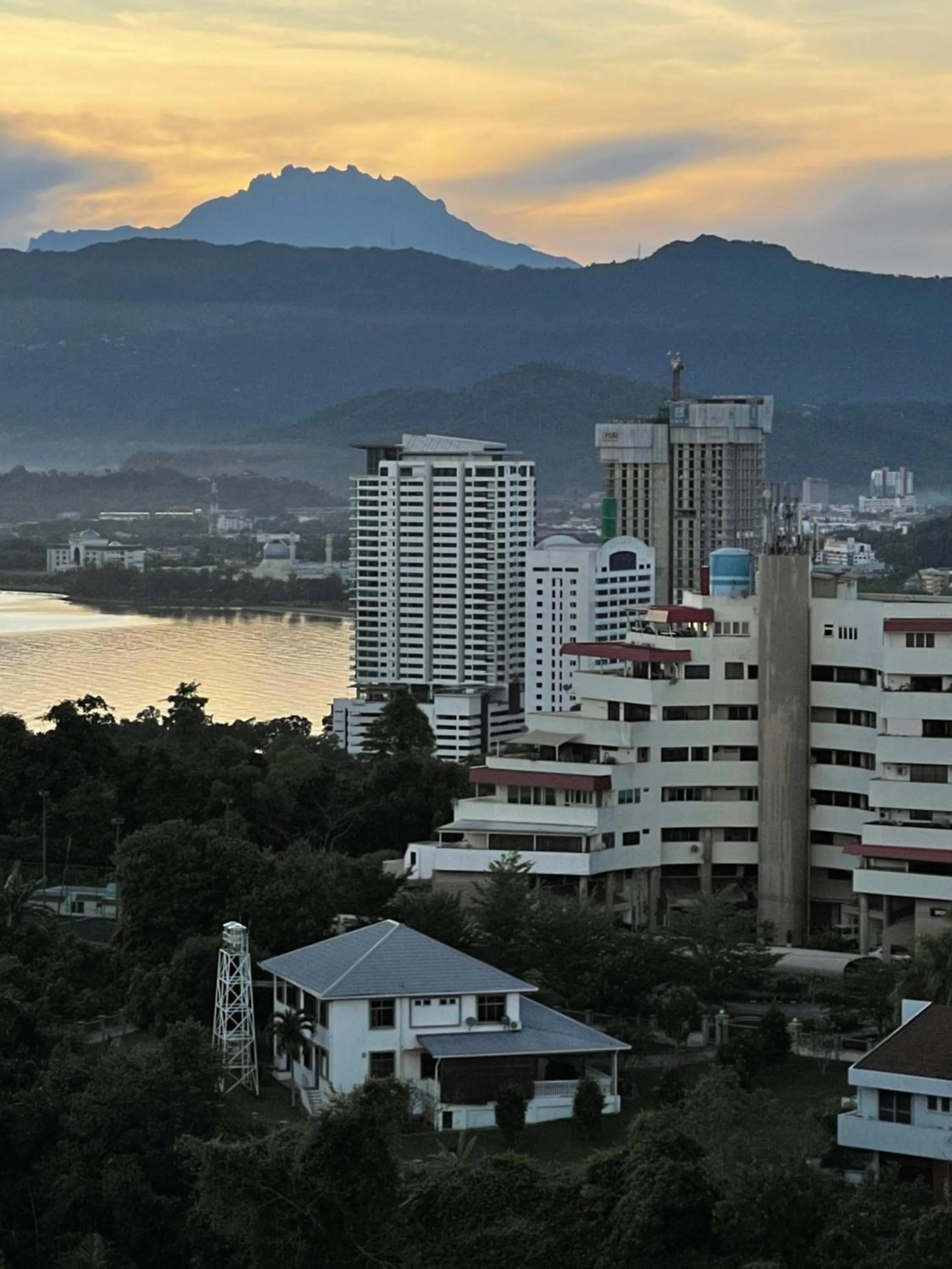 City view in Alawa @ Jesselton Quay Kota Kinabalu