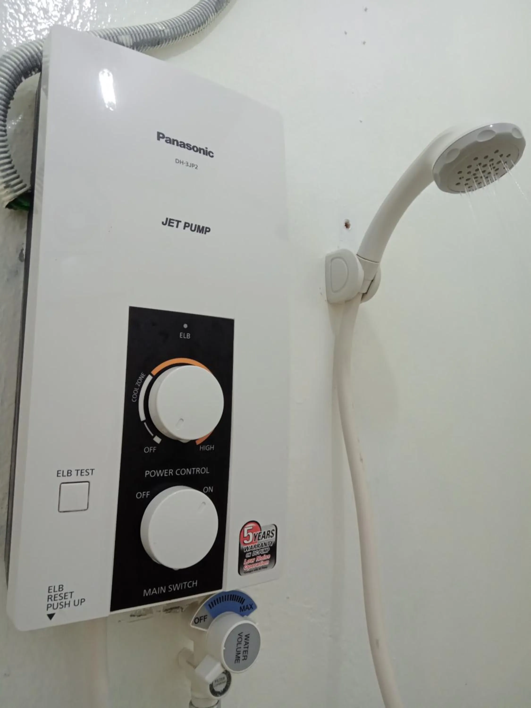 Bathroom in TEMPO EXT.