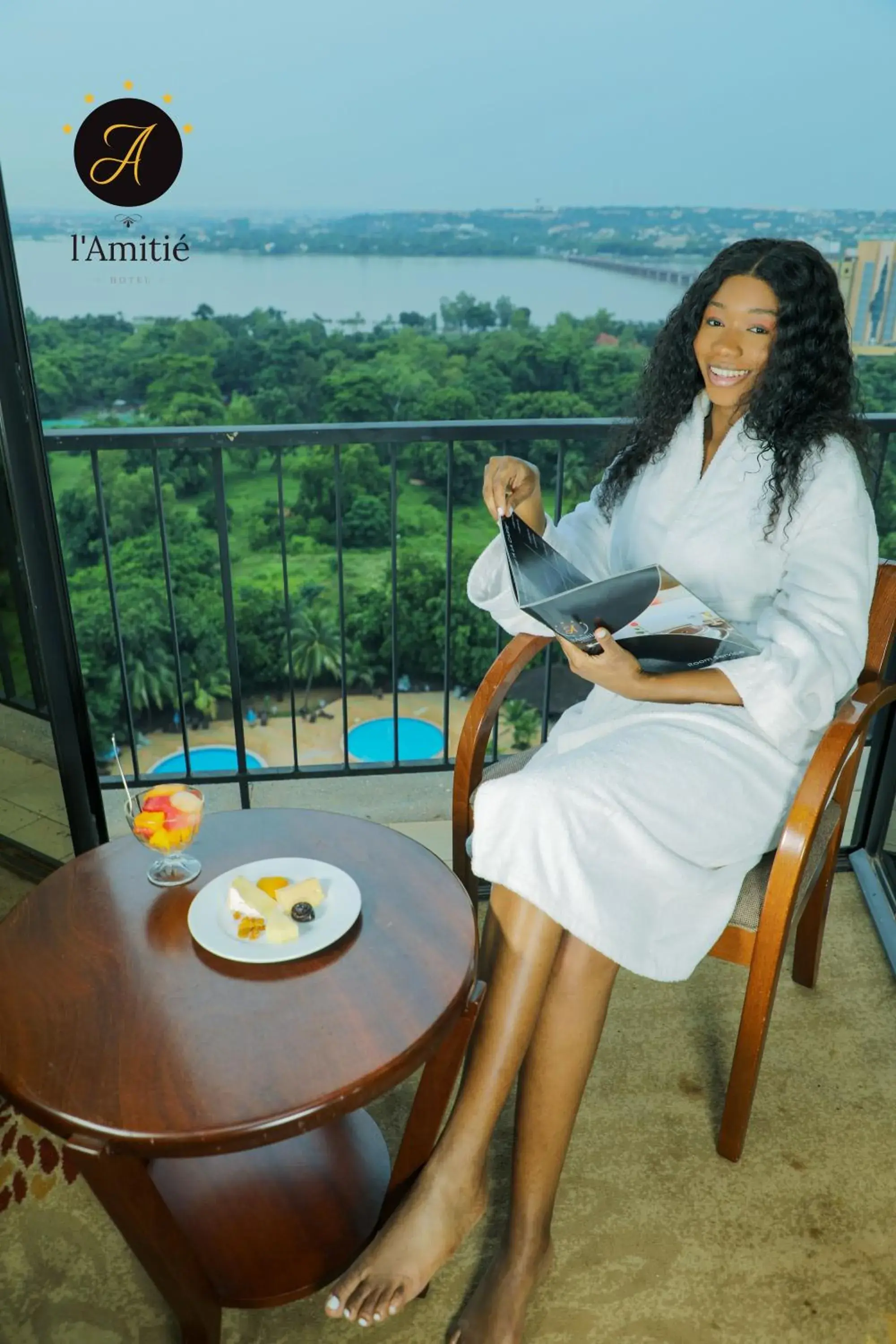 Suite with Pool View - single occupancy in GRANADA l'Amitié Suite with Pool View - single occupancy in GRANADA l'Amitié