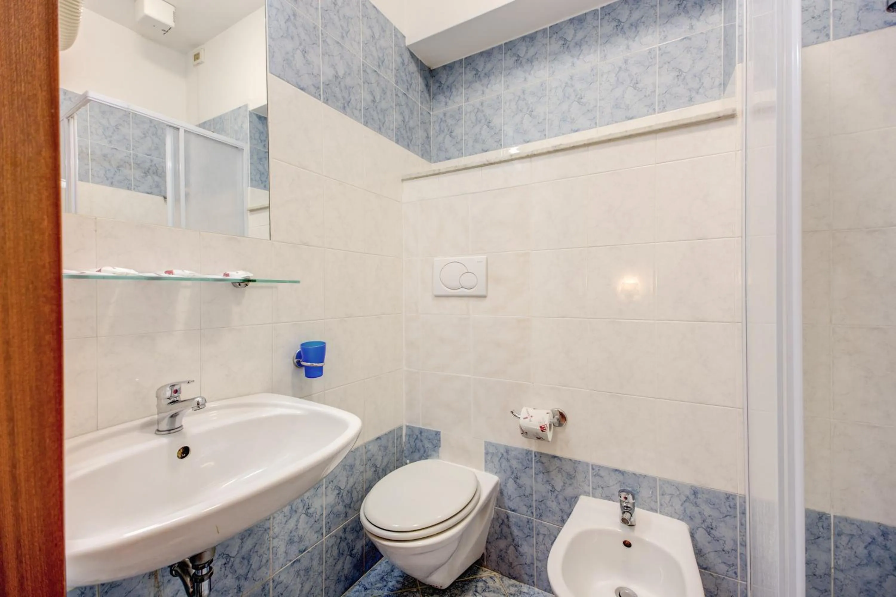 Toilet in Buonarroti Home