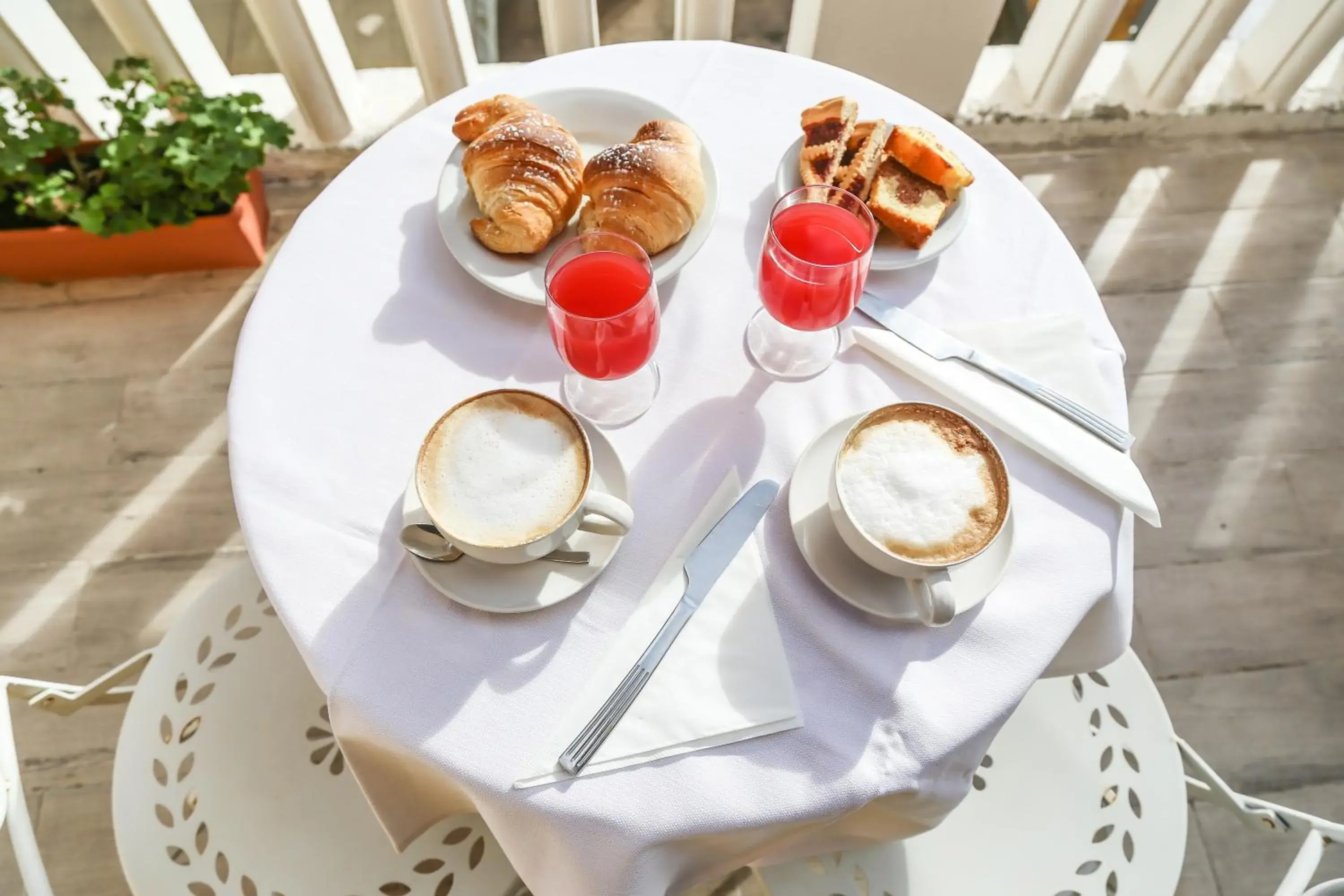 Breakfast in Albergo Athena Breakfast in Albergo Athena