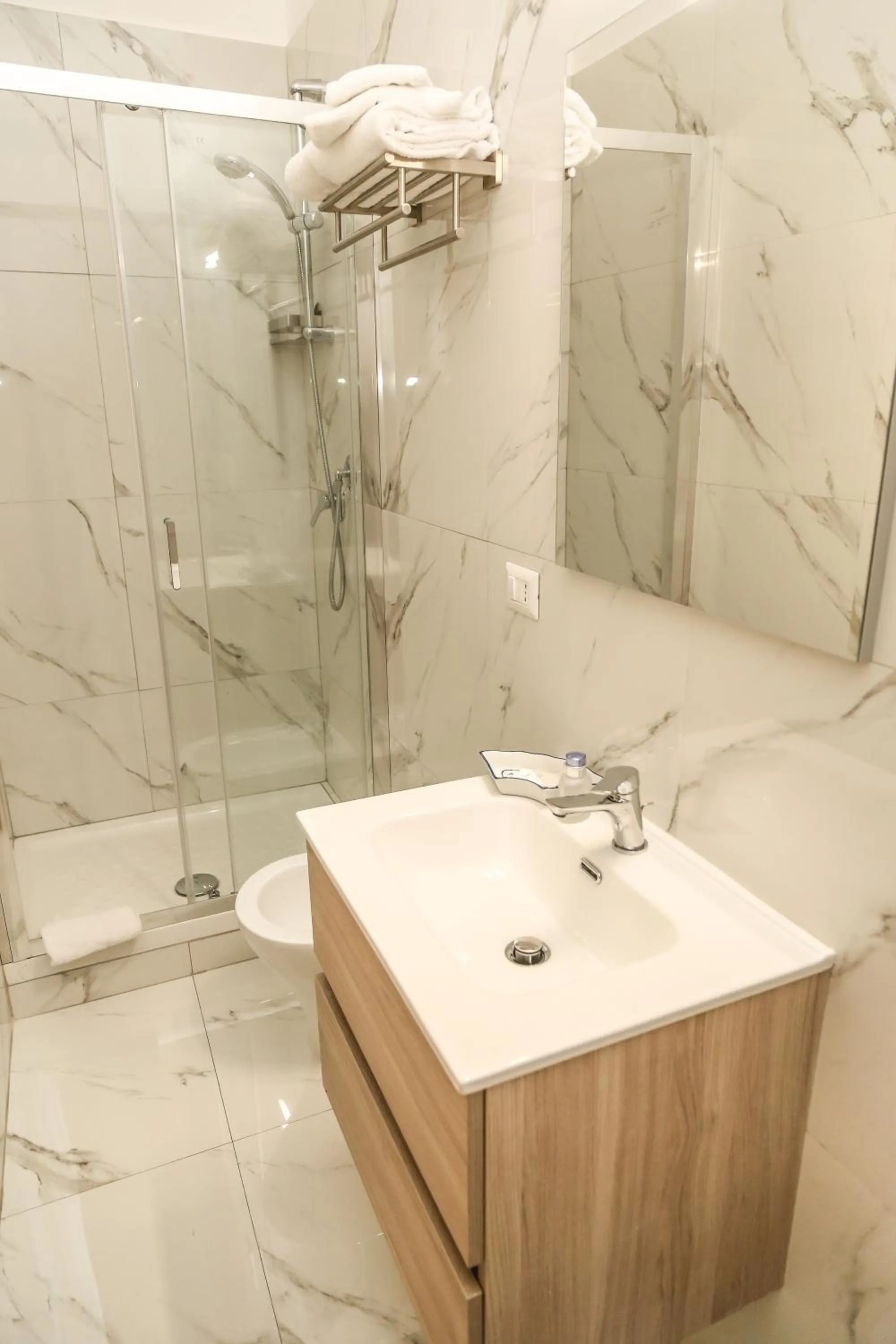 Bathroom in Albergo Athena