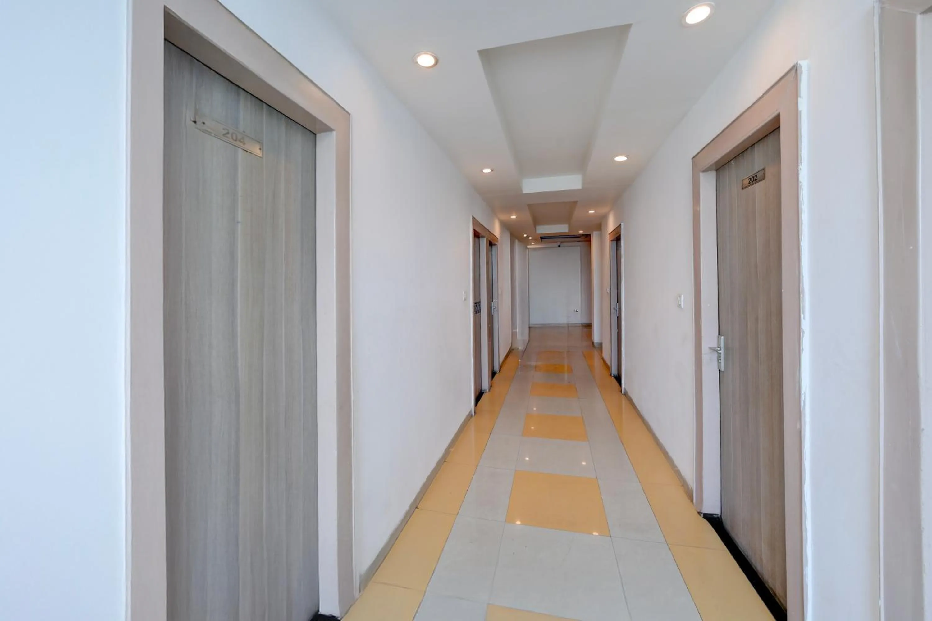 Lobby or reception in Super Collection O Shahpura Lakeview Formerly Hotel Royal Villa