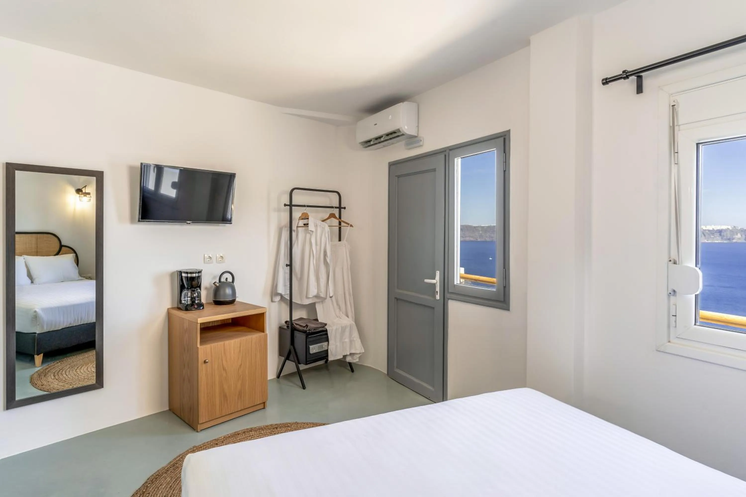 Bedroom in Evanthia Best View Thirassia Island Hotel