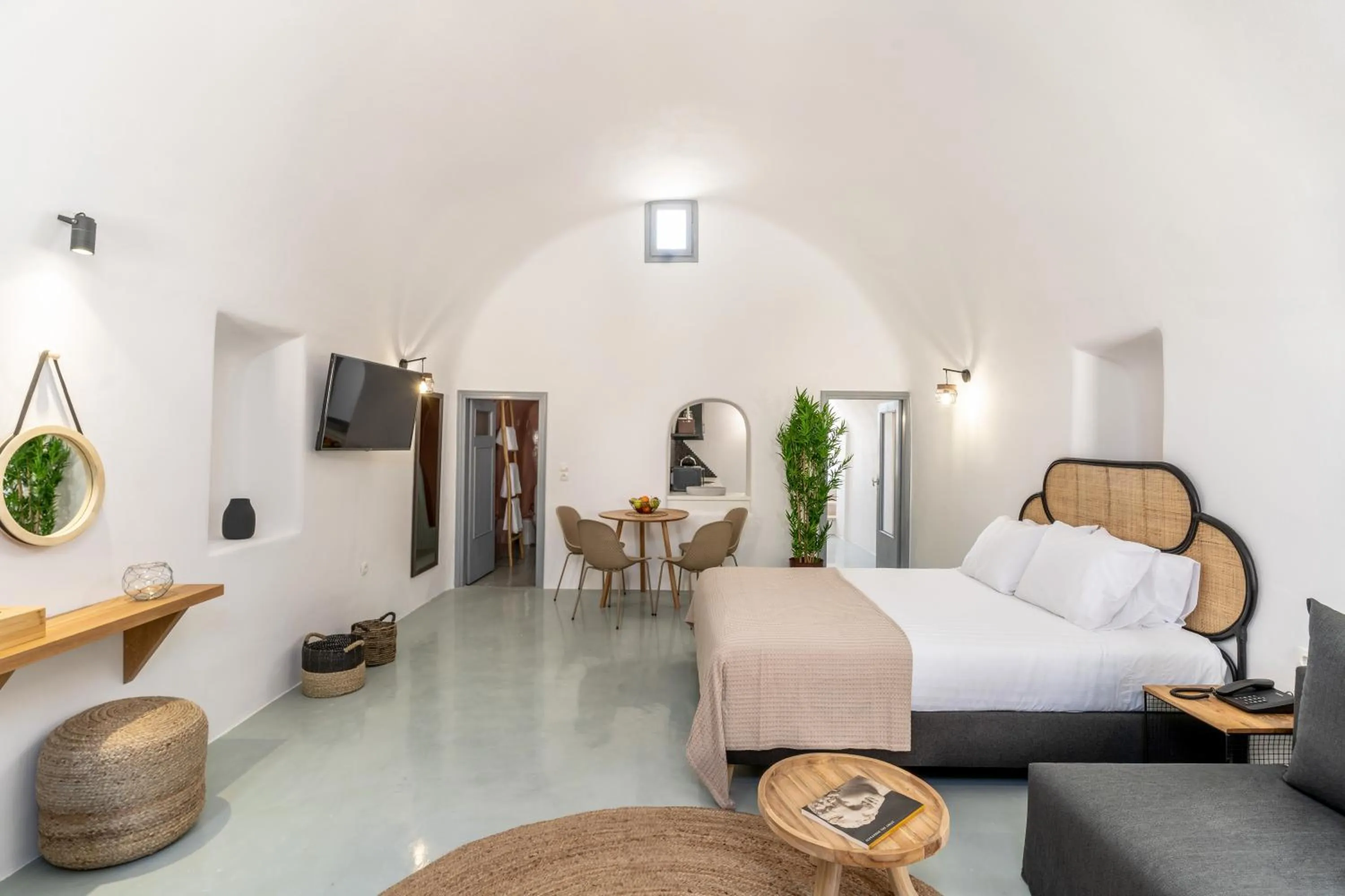 Bedroom in Evanthia Best View Thirassia Island Hotel