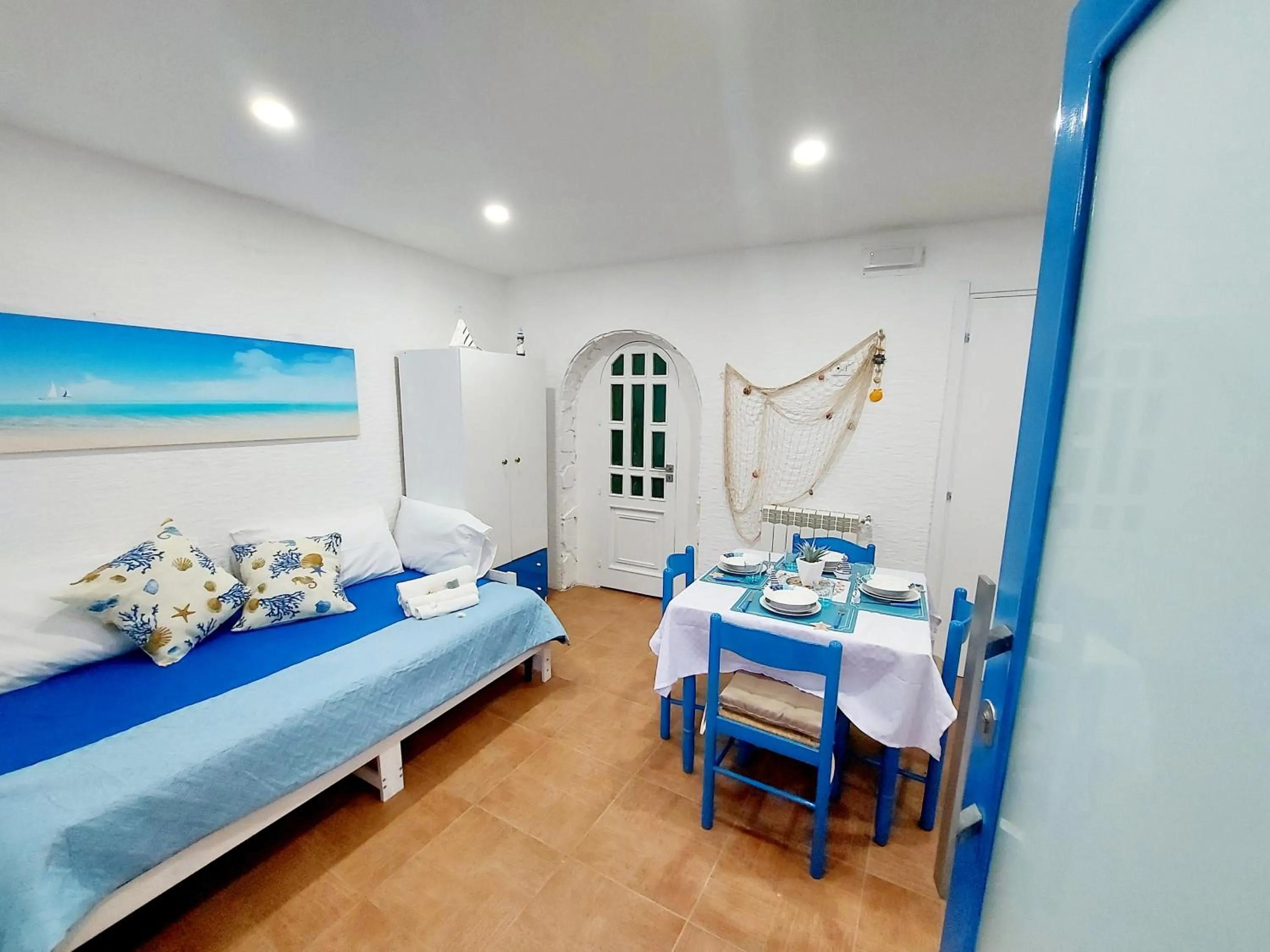One-Bedroom Apartment in Bleu Bijou Apartment