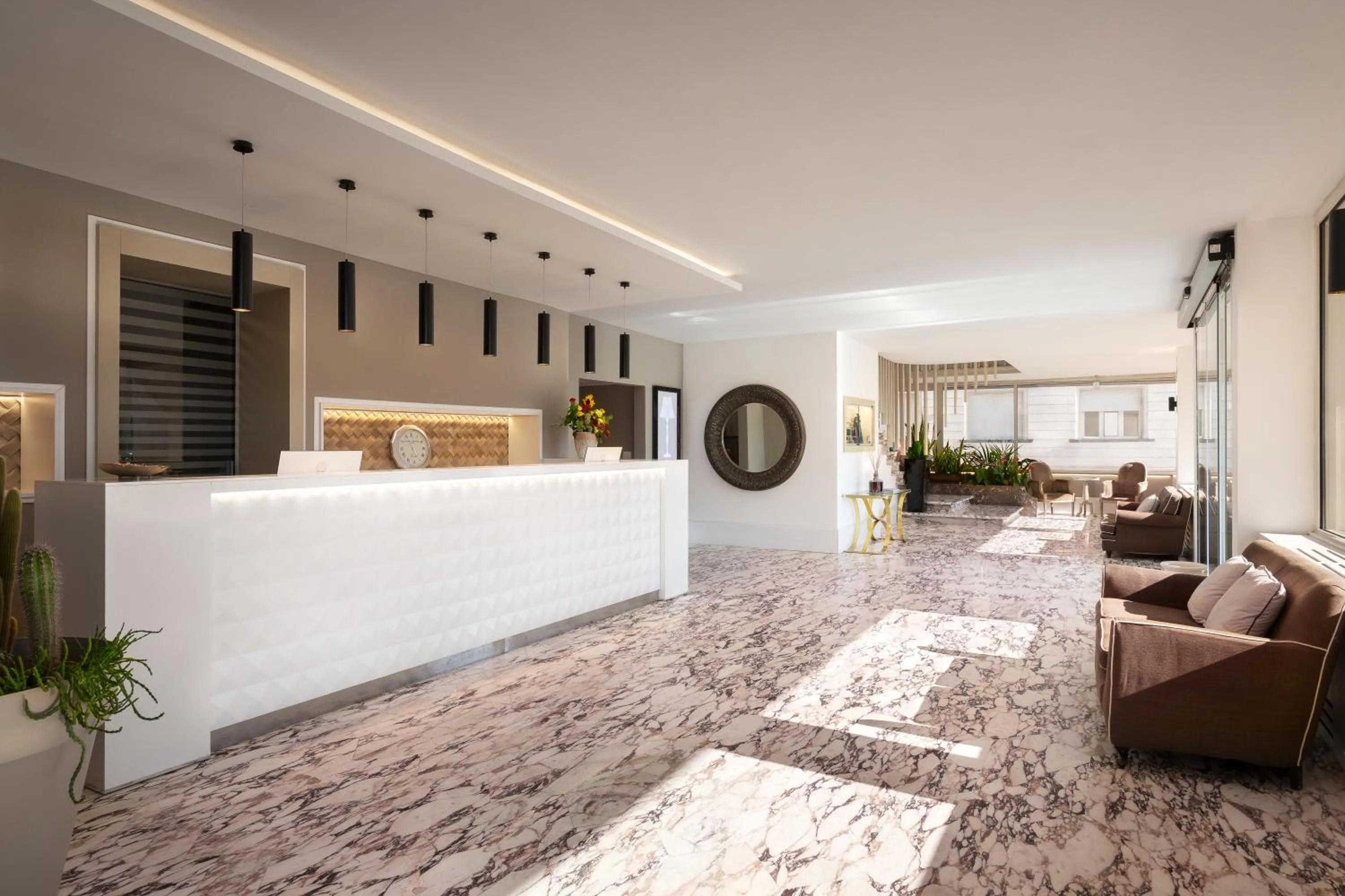 Lobby or reception in Hotel Sina Astor