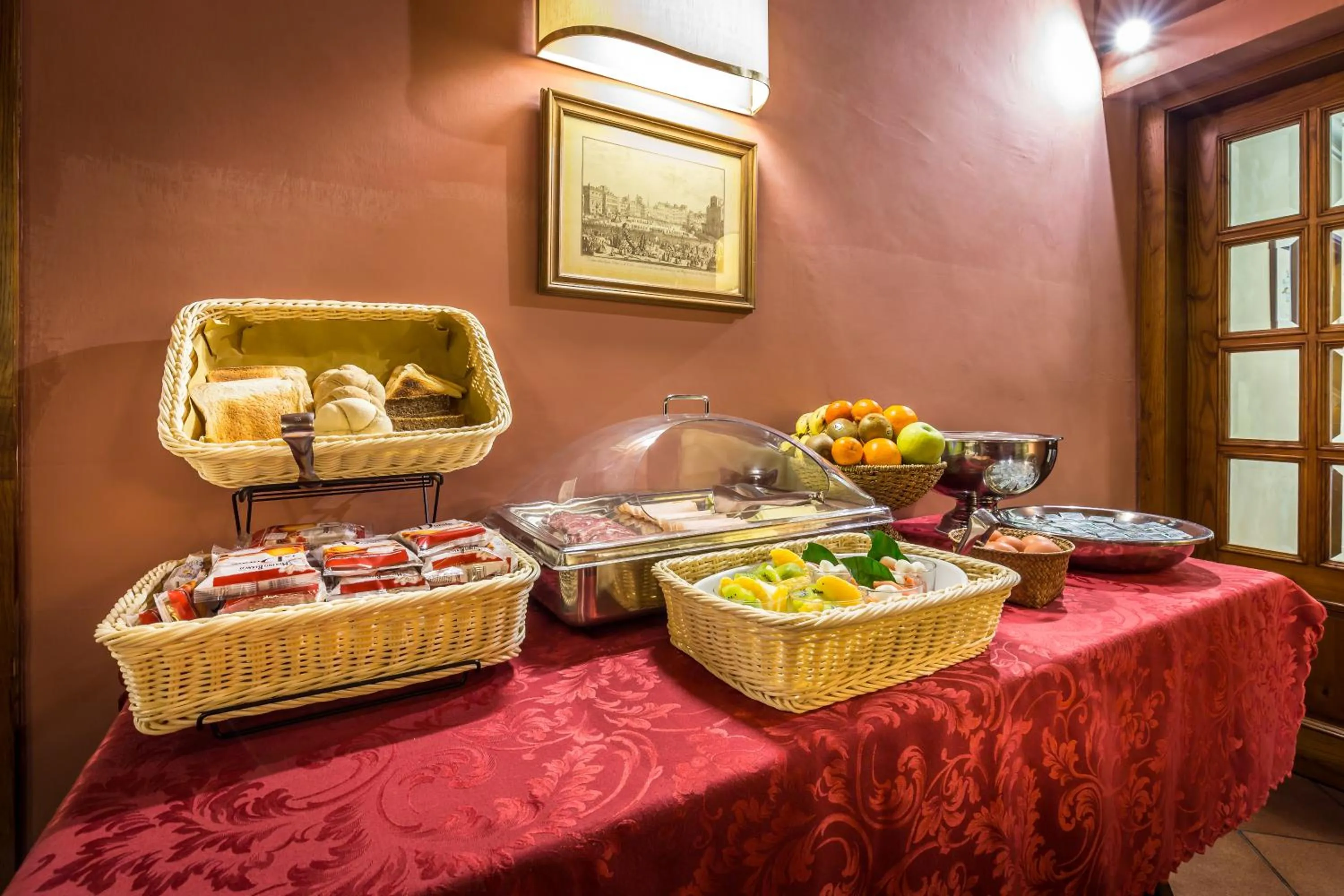 Food and drinks in Hotel Mario's