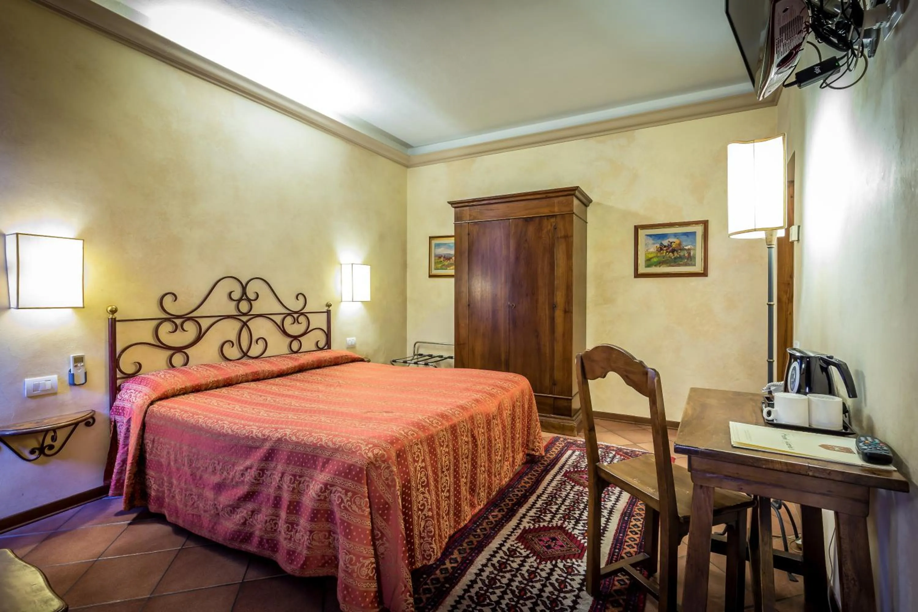 Bedroom, Bed in Hotel Mario's