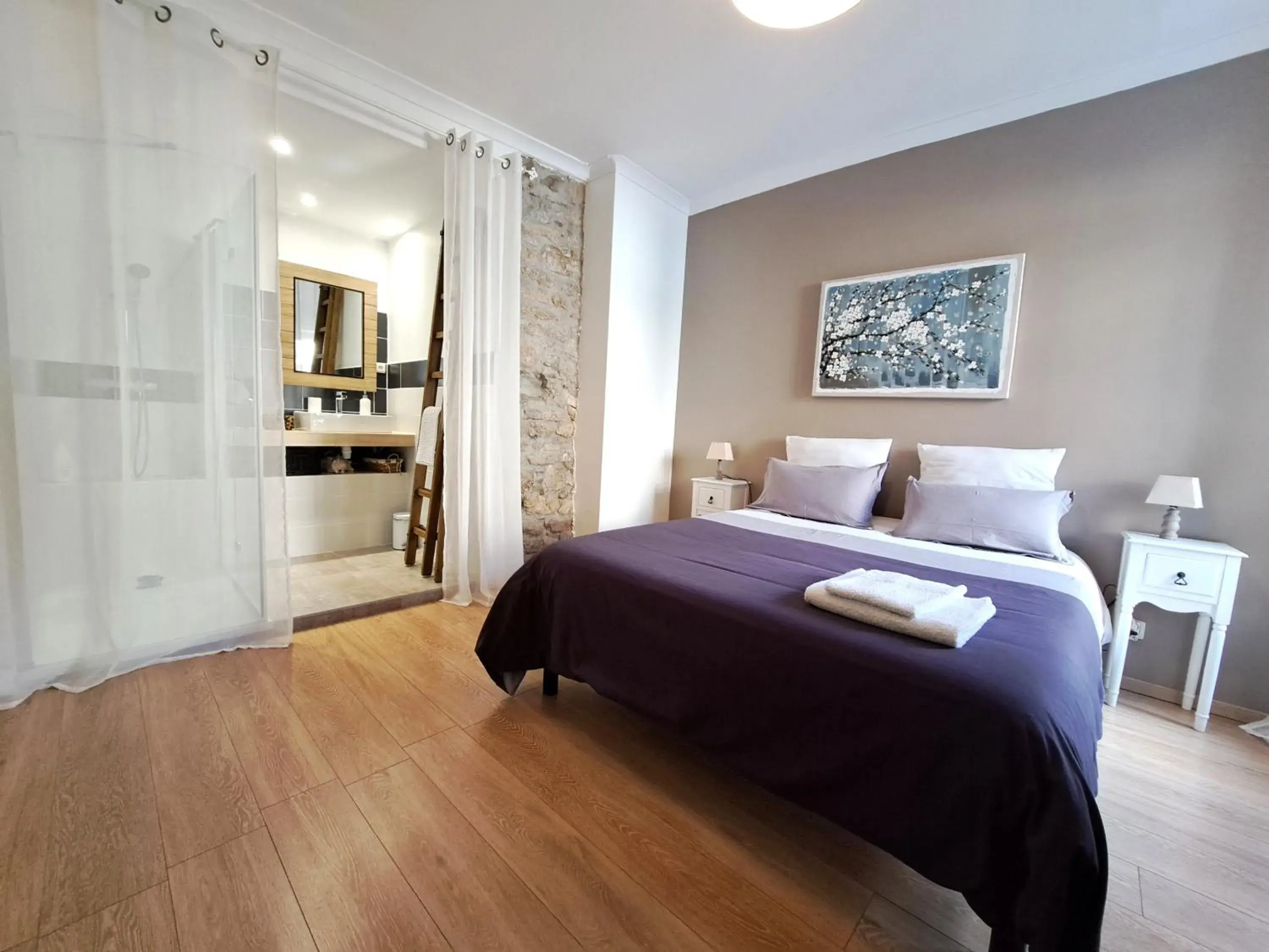 Chambre privée indépendante dans une maison Chambre privée indépendante dans une maison