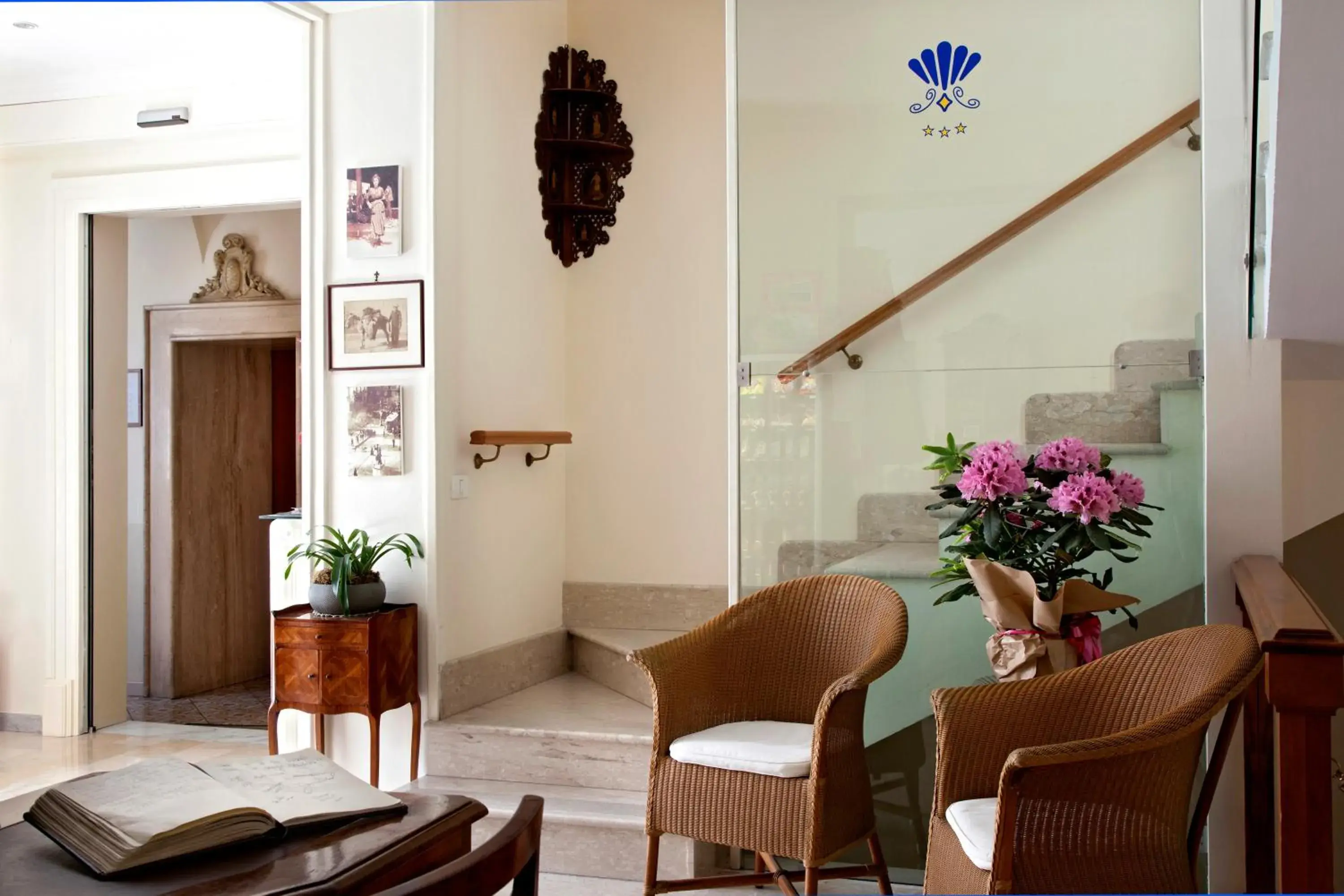 Lobby or reception in Hotel Del Corso Lobby or reception in Hotel Del Corso