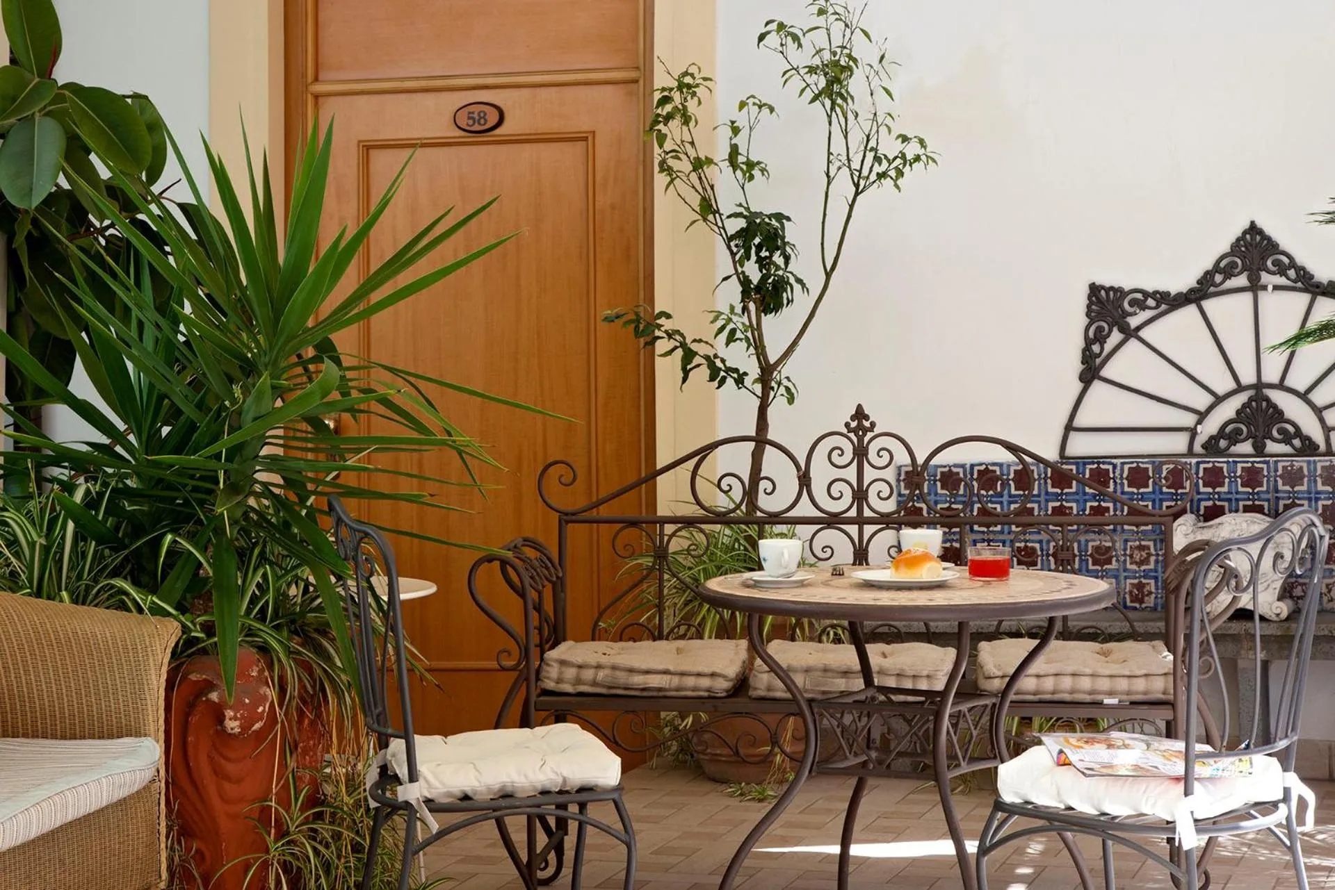 Balcony/Terrace in Hotel Del Corso