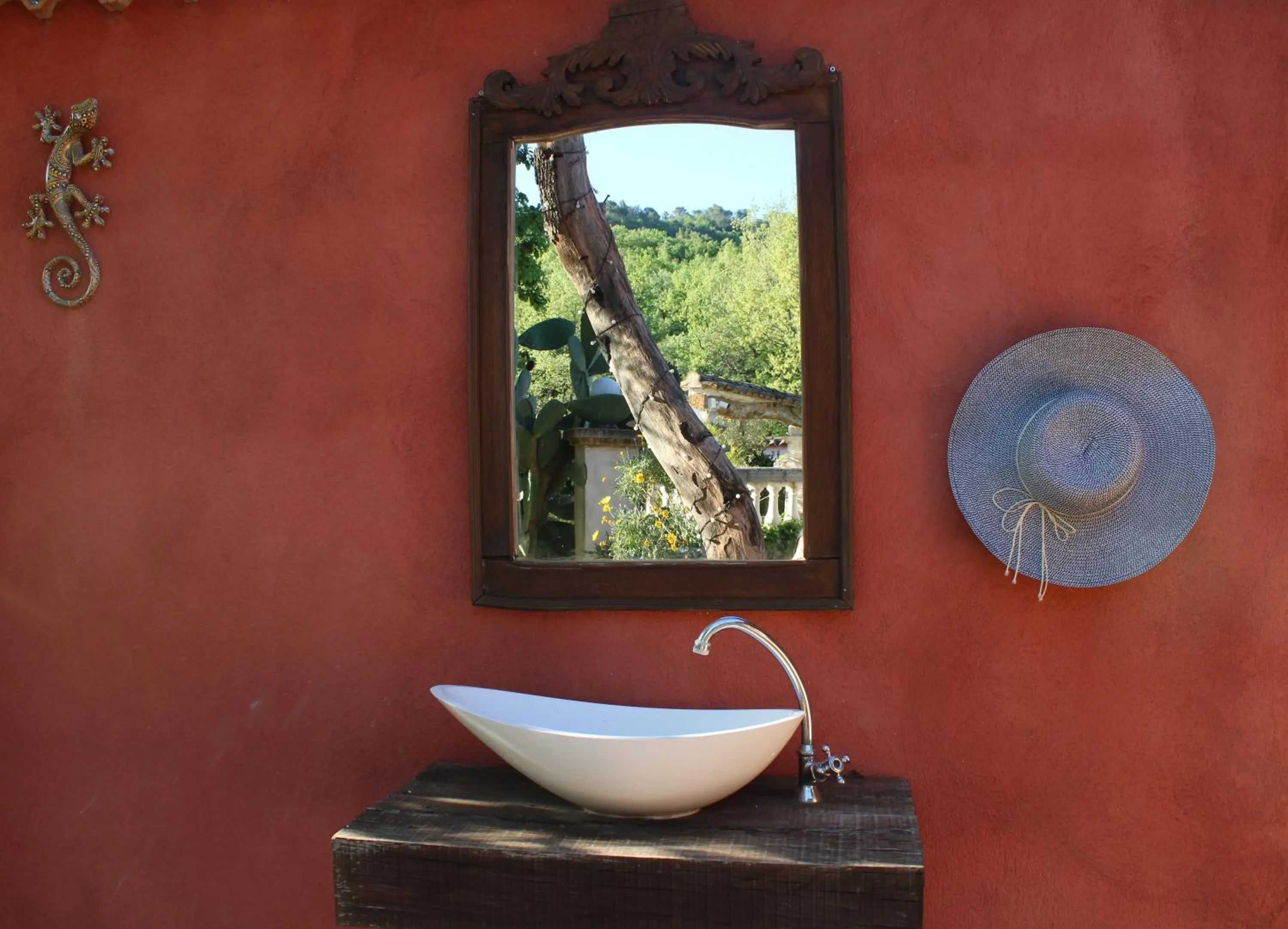 Garden in Les Secrets du Défends