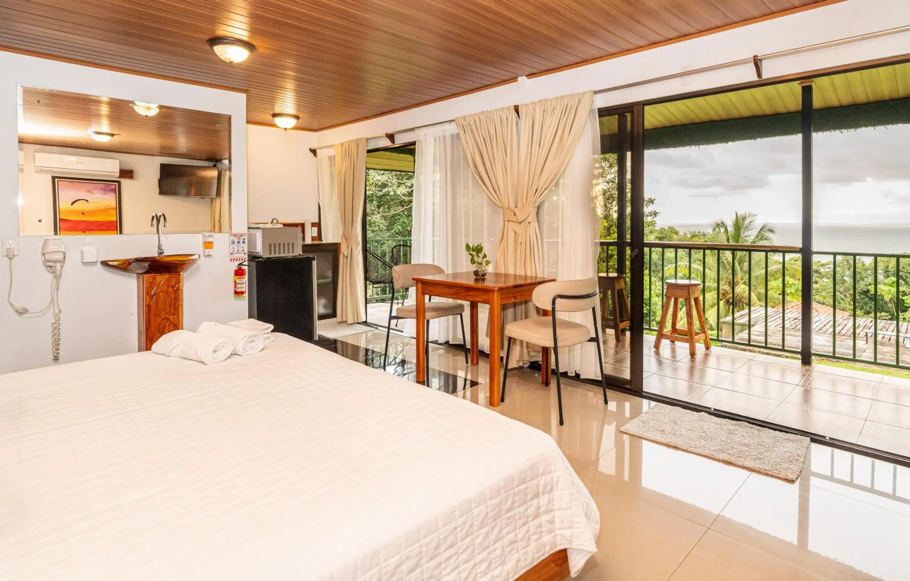 One-Bedroom Apartment in Corcovado Green Cabin & House One-Bedroom Apartment in Corcovado Green Cabin & House
