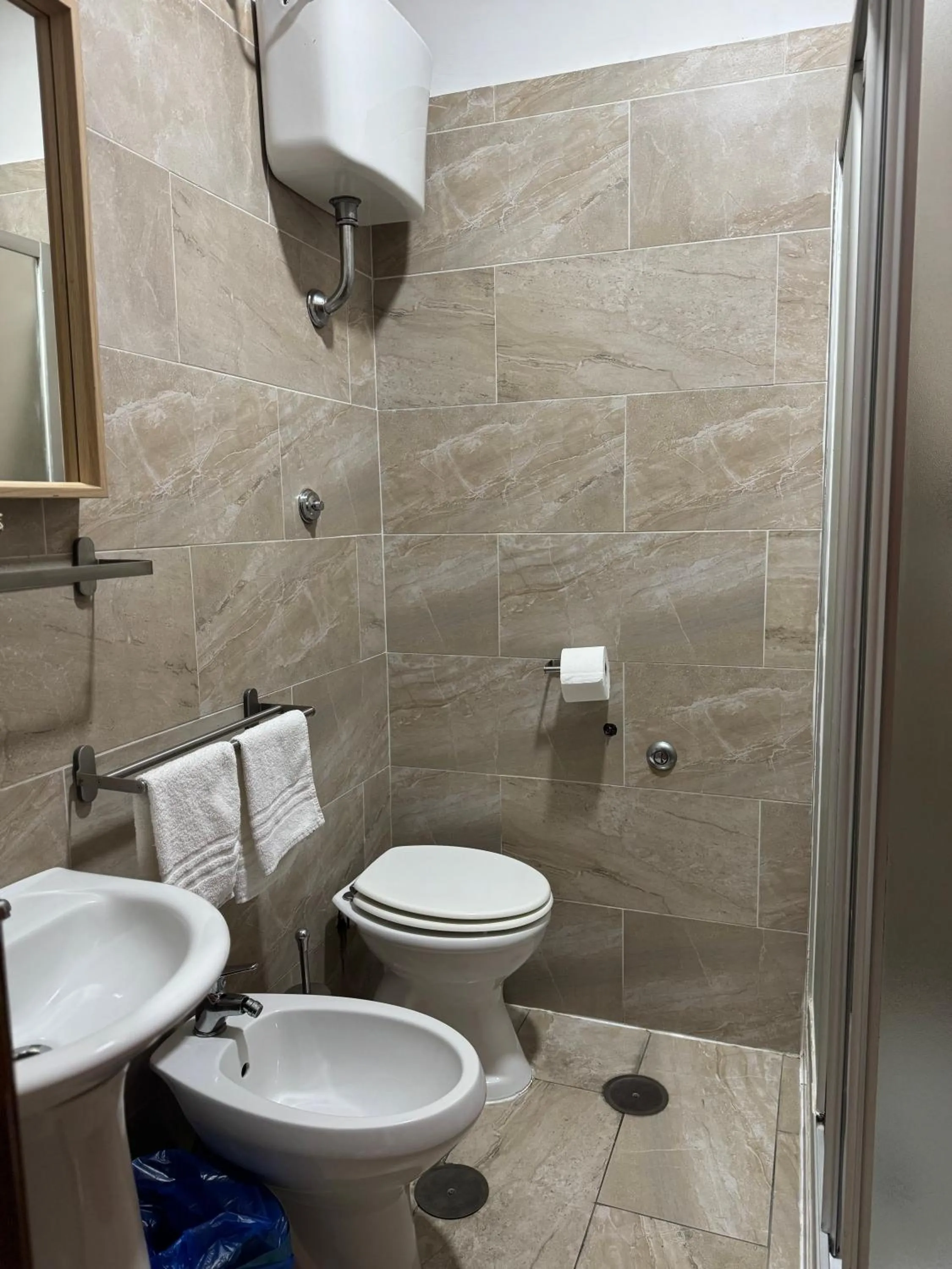 Bathroom in Hotel Federico II