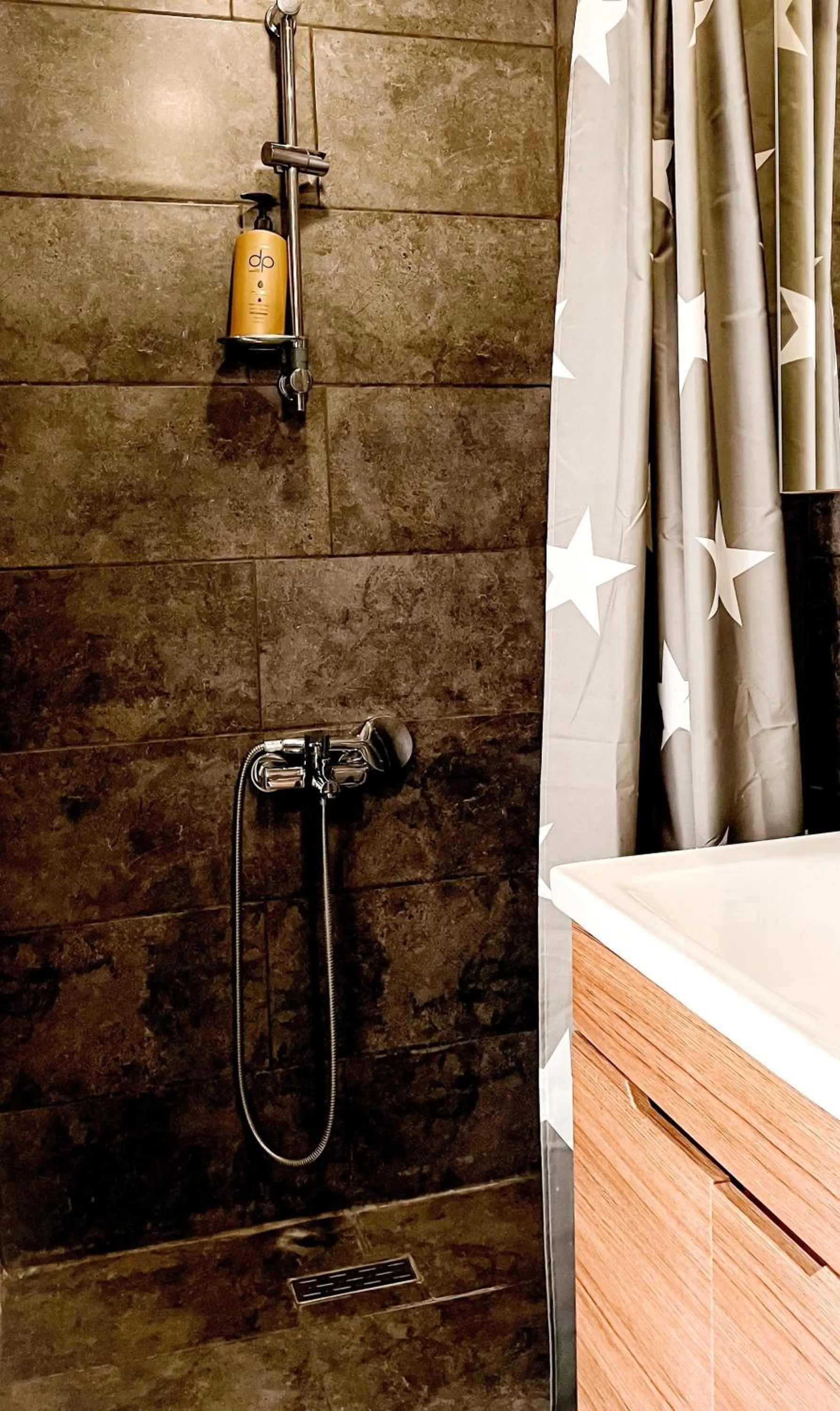 Smart Airport Hostel