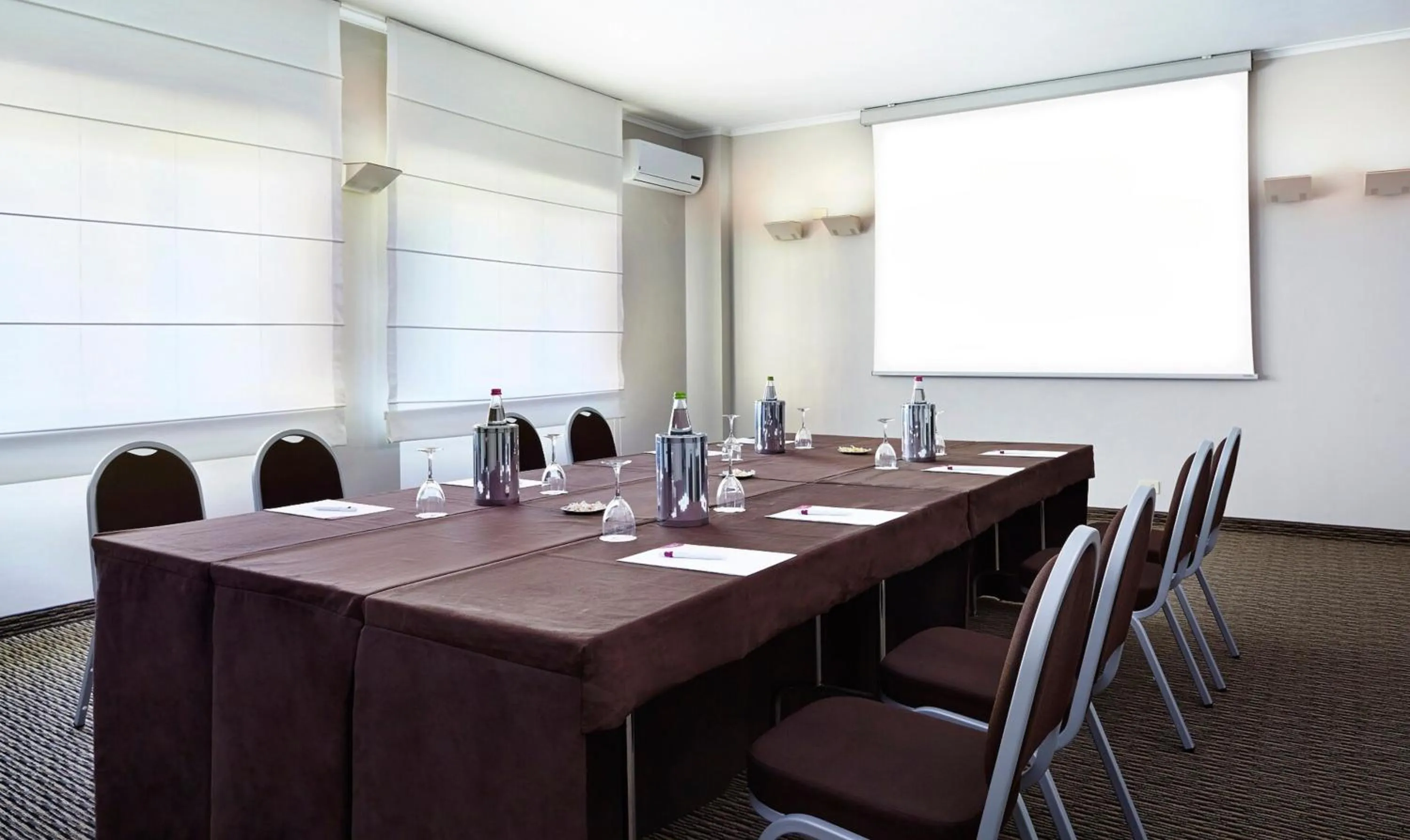 Meeting/conference room in Crowne Plaza Rome St. Peter's by IHG